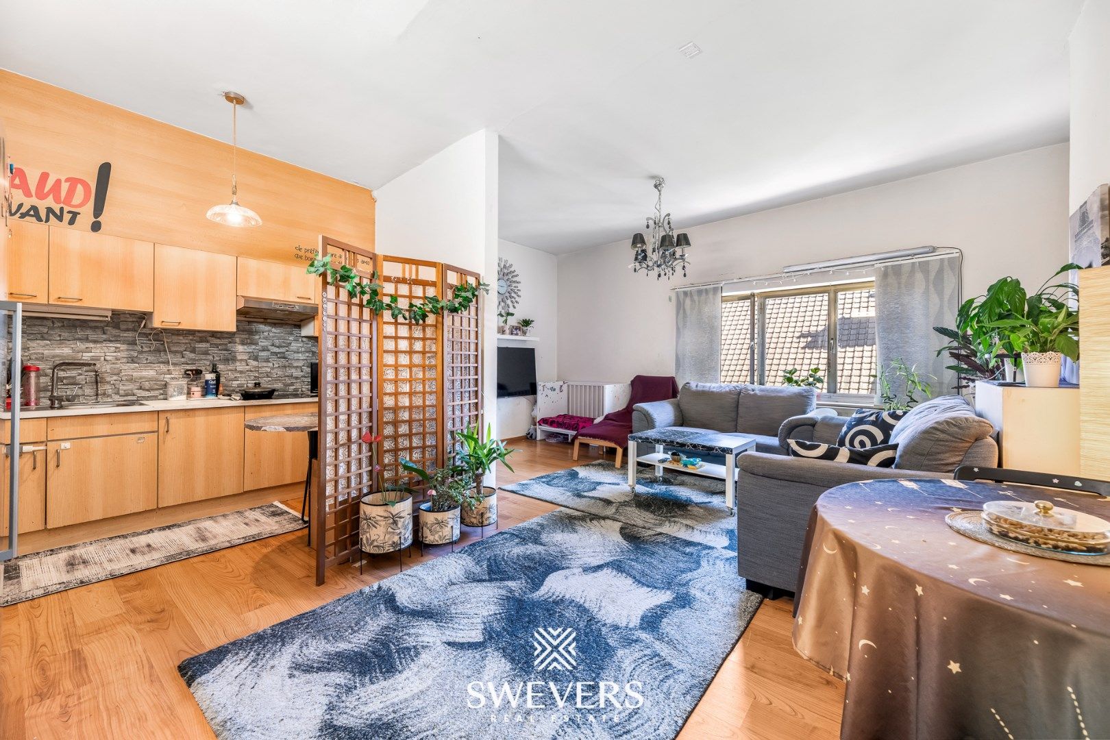Karaktervol appartement met potentieel op toplocatie te Hasselt centrum foto 2