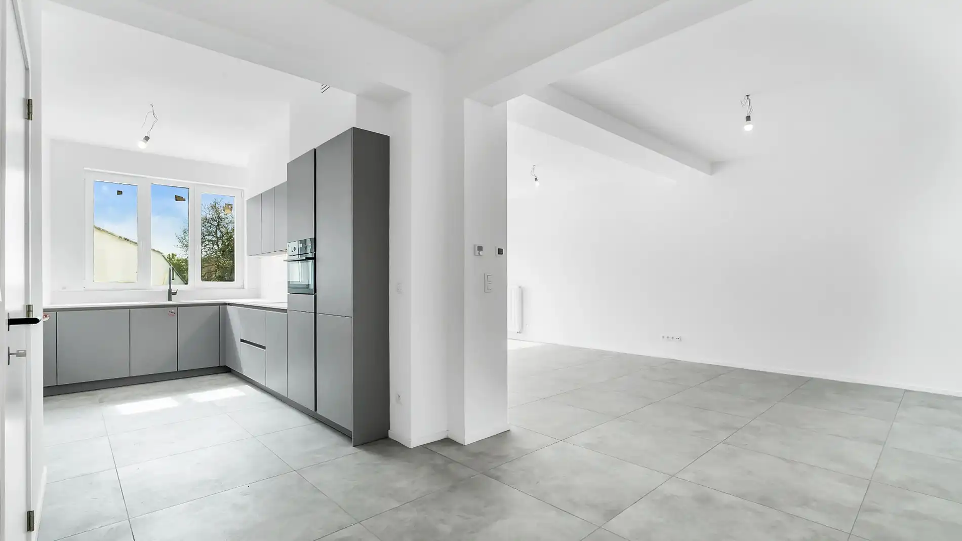 LINDEN (grens Kessel-Lo) groot huis met grote tuin foto 5