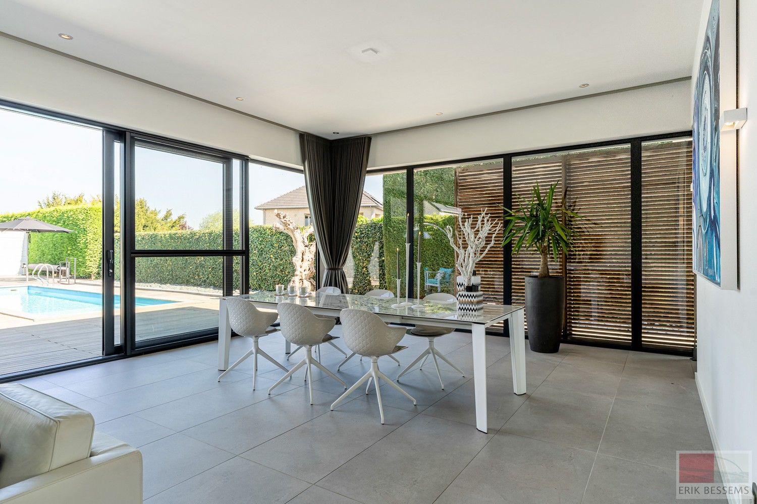 Moderne villa, gelegen op een perceel van 1.126 m², biedt 360 m² hoogwaardige woonoppervlakte foto 11