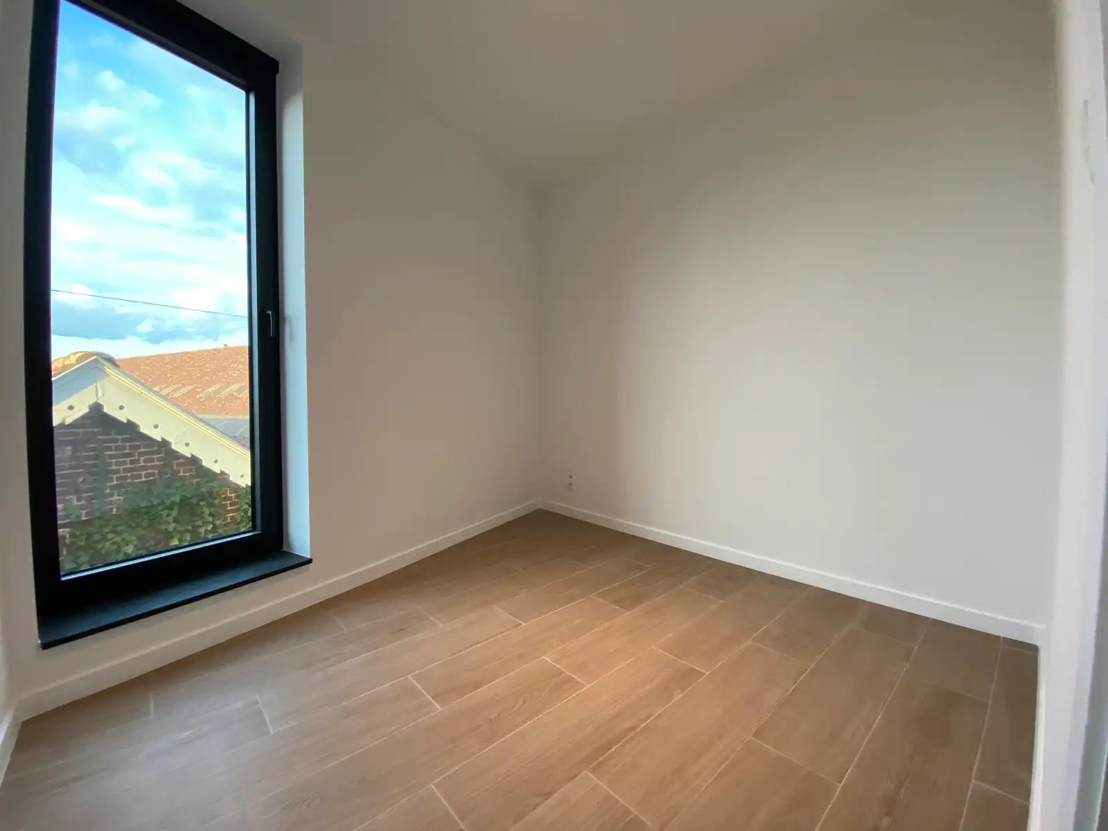 OPTIE Zeer recent appartement met 1à2 slaapkamers en staanplaats foto 17