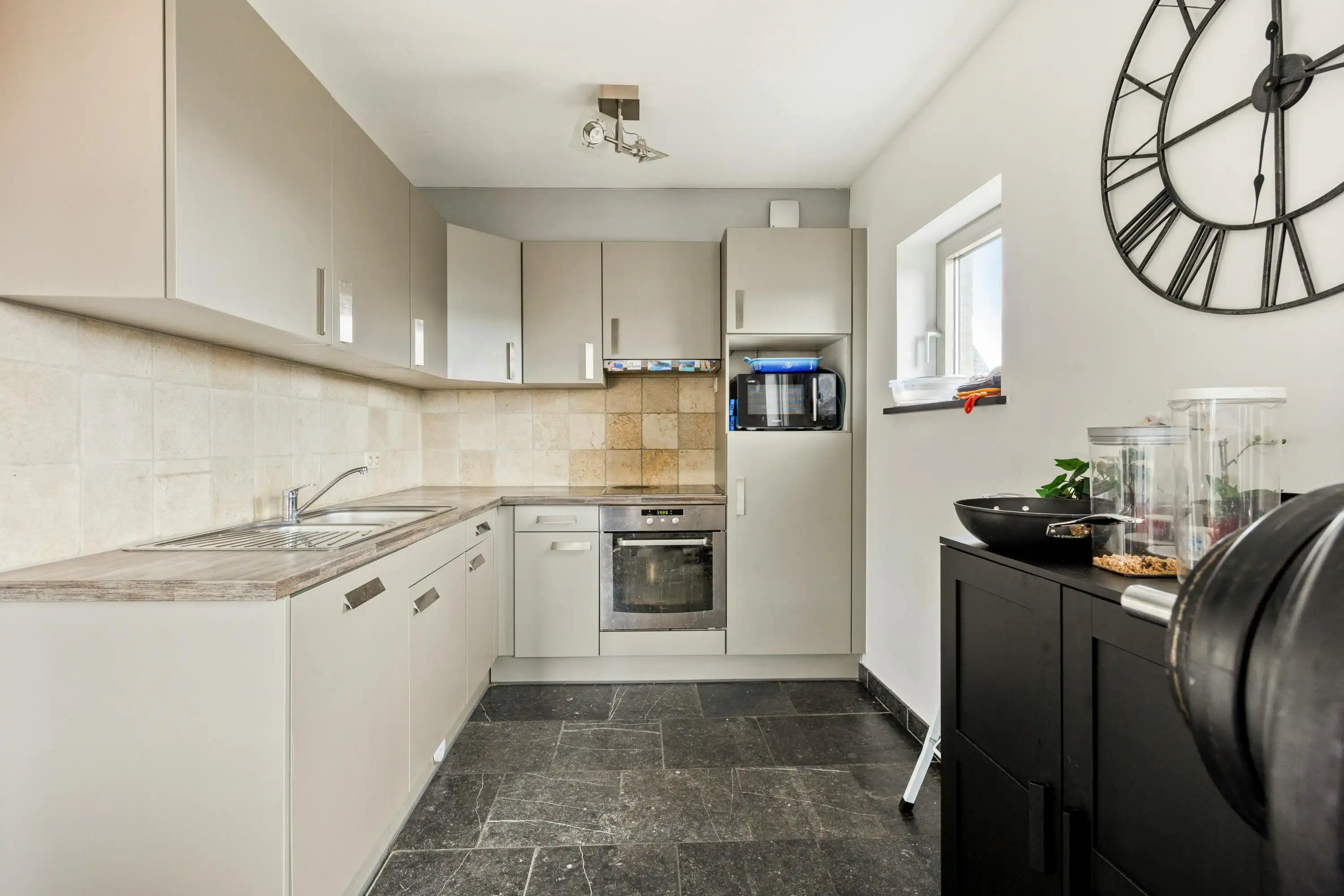 Duplexappartement met 2 slpks te koop in centrum van Essen! foto 11