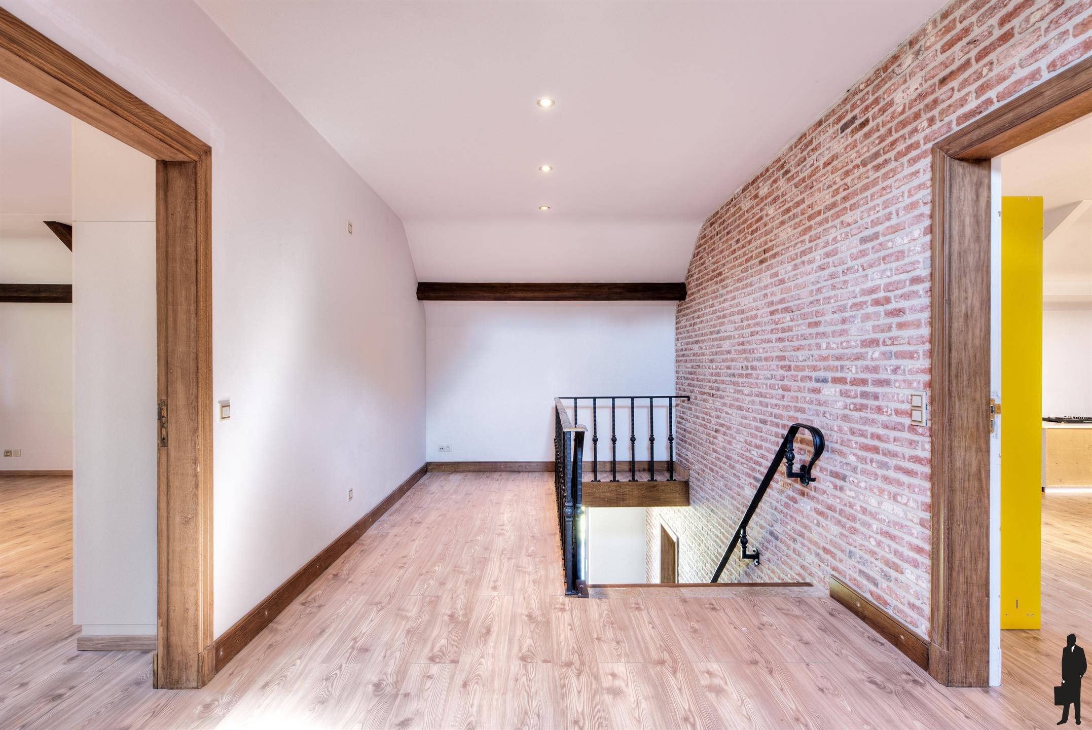 Luxe kangoeroe-villa te Sint-Job met paardenacc. op ca. 1,2 HA! foto 40