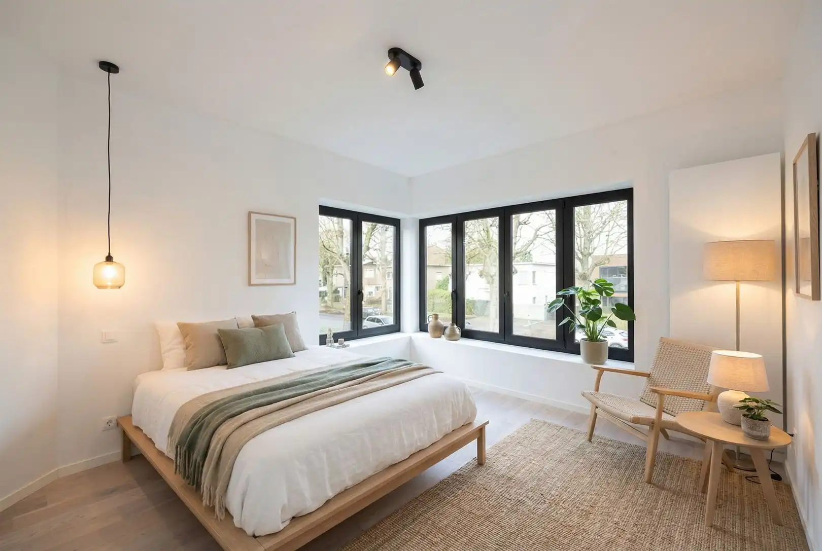 Gerenoveerde woning in zeer geliefde straat in centrum!  foto 11