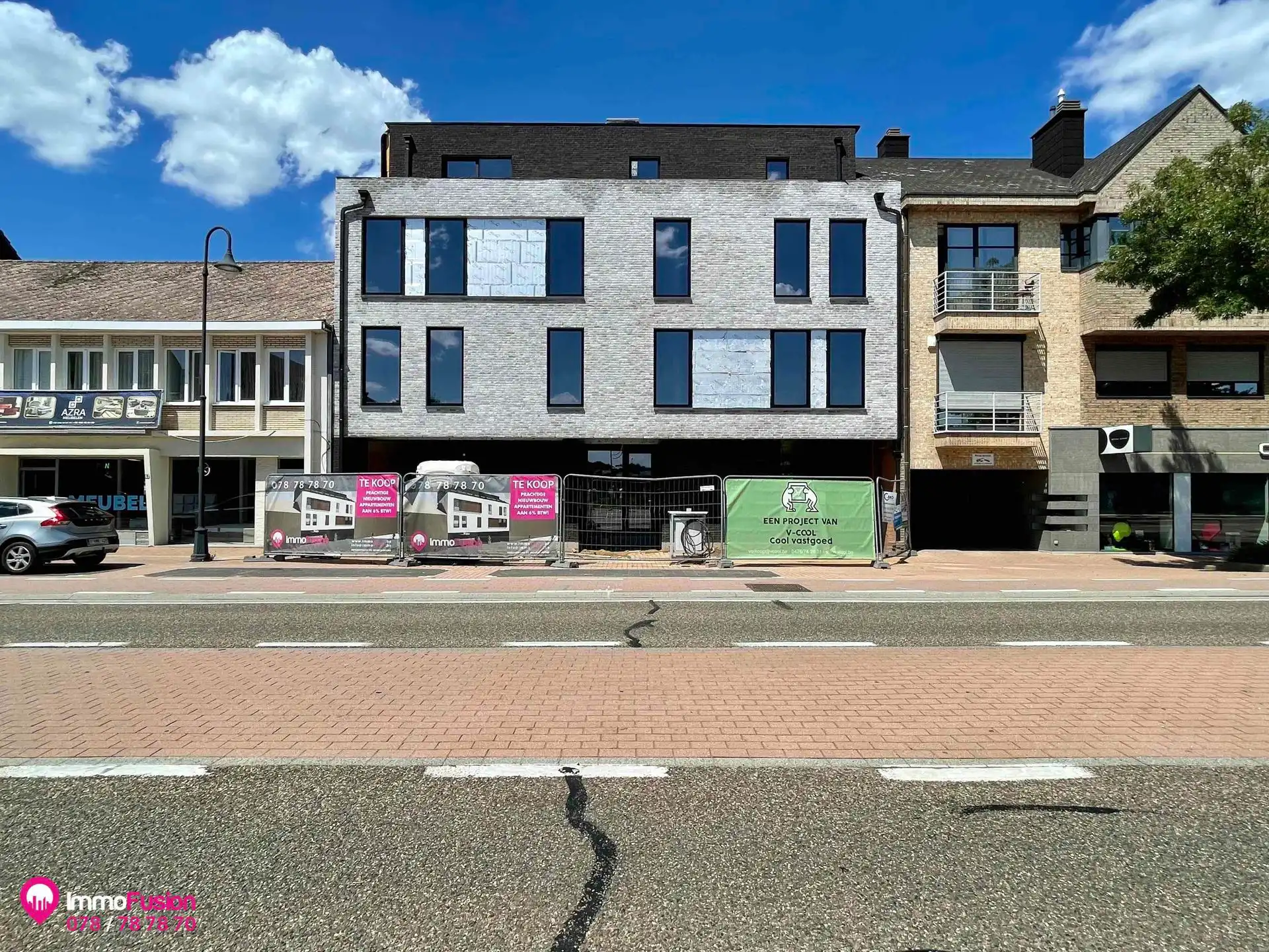 Uitzonderlijke handelsruimte van circa 460 m² met parking! foto 4