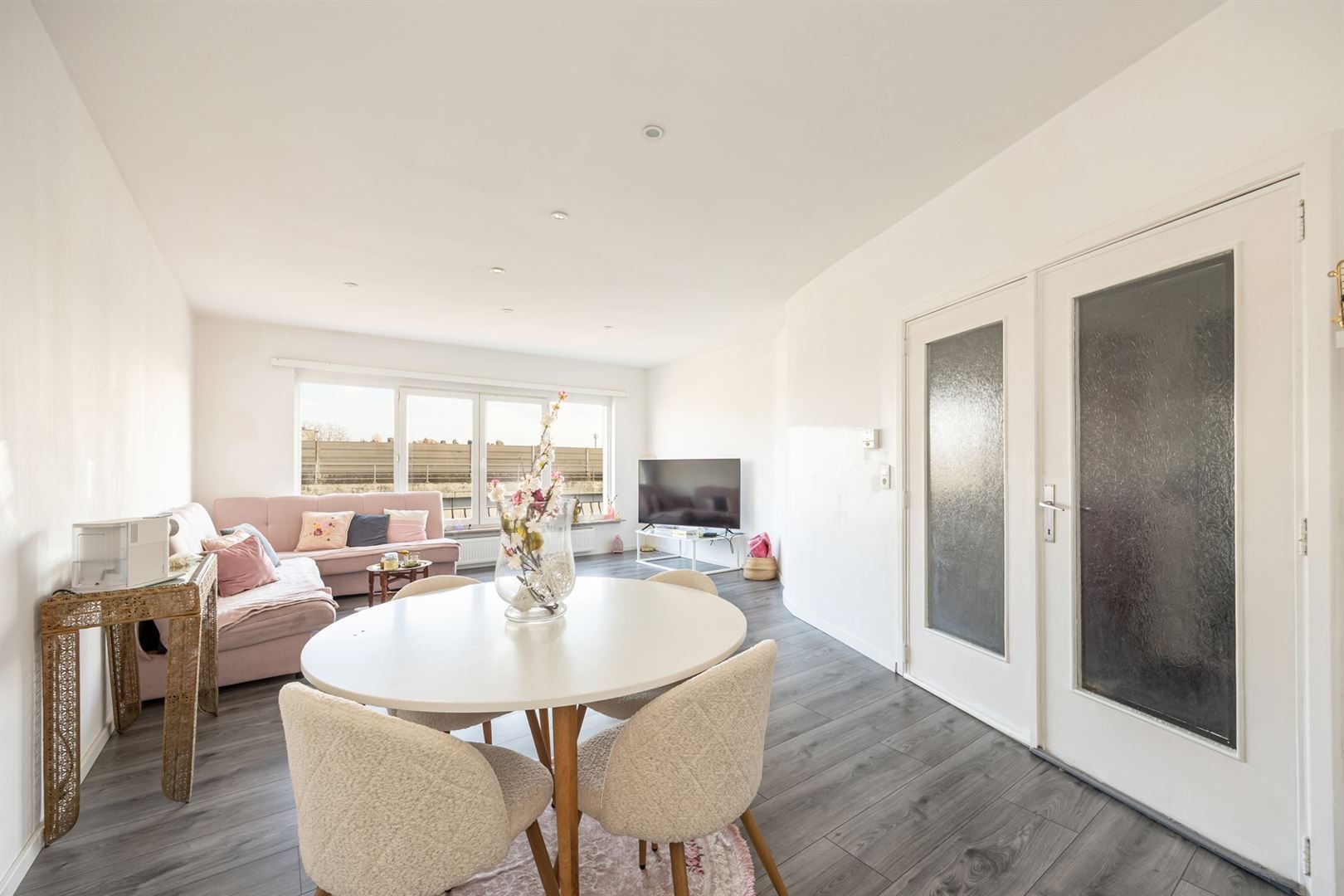 Centraal & slim gerenoveerd appartement met terrasje  foto 5