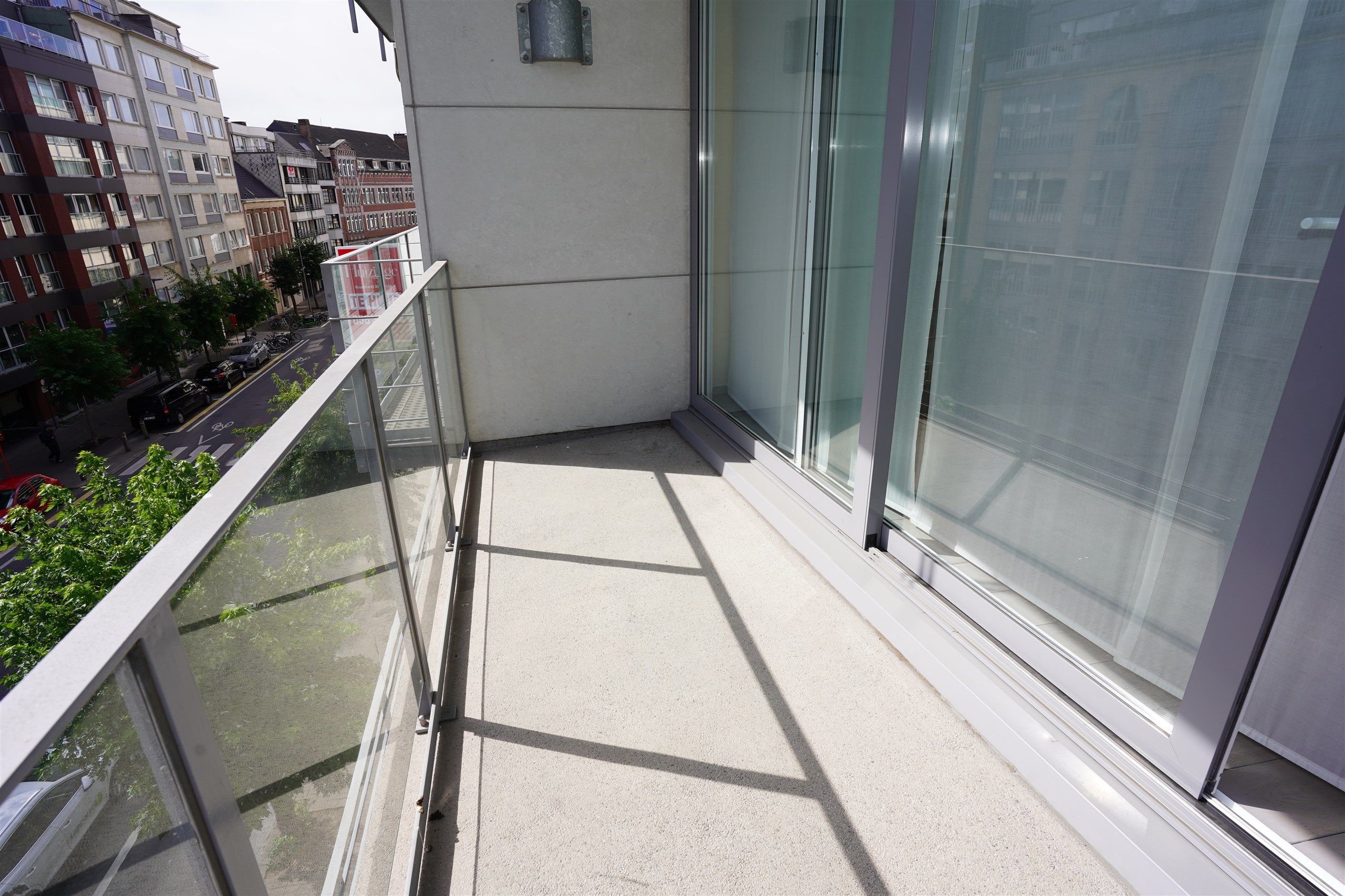 Luxeappartement met 2 slpks, 2 badk, dressing & staanplaats foto 7