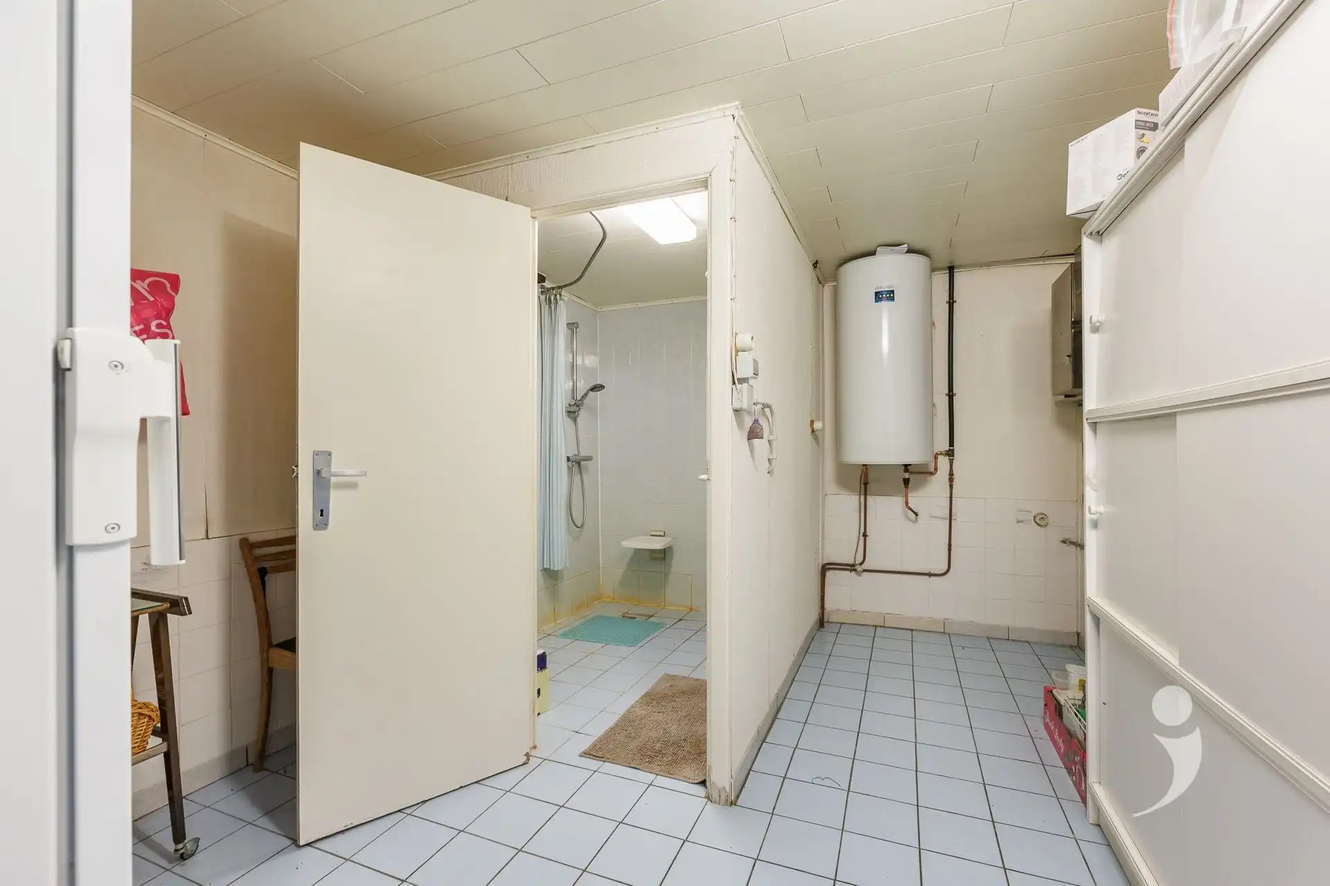 Unieke te renoveren hoeve op perceel van 68a  foto 18