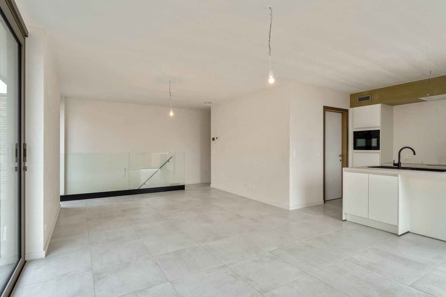 Modern en onderhoudsvriendelijk wonen met het comfort van een appartement! foto 4