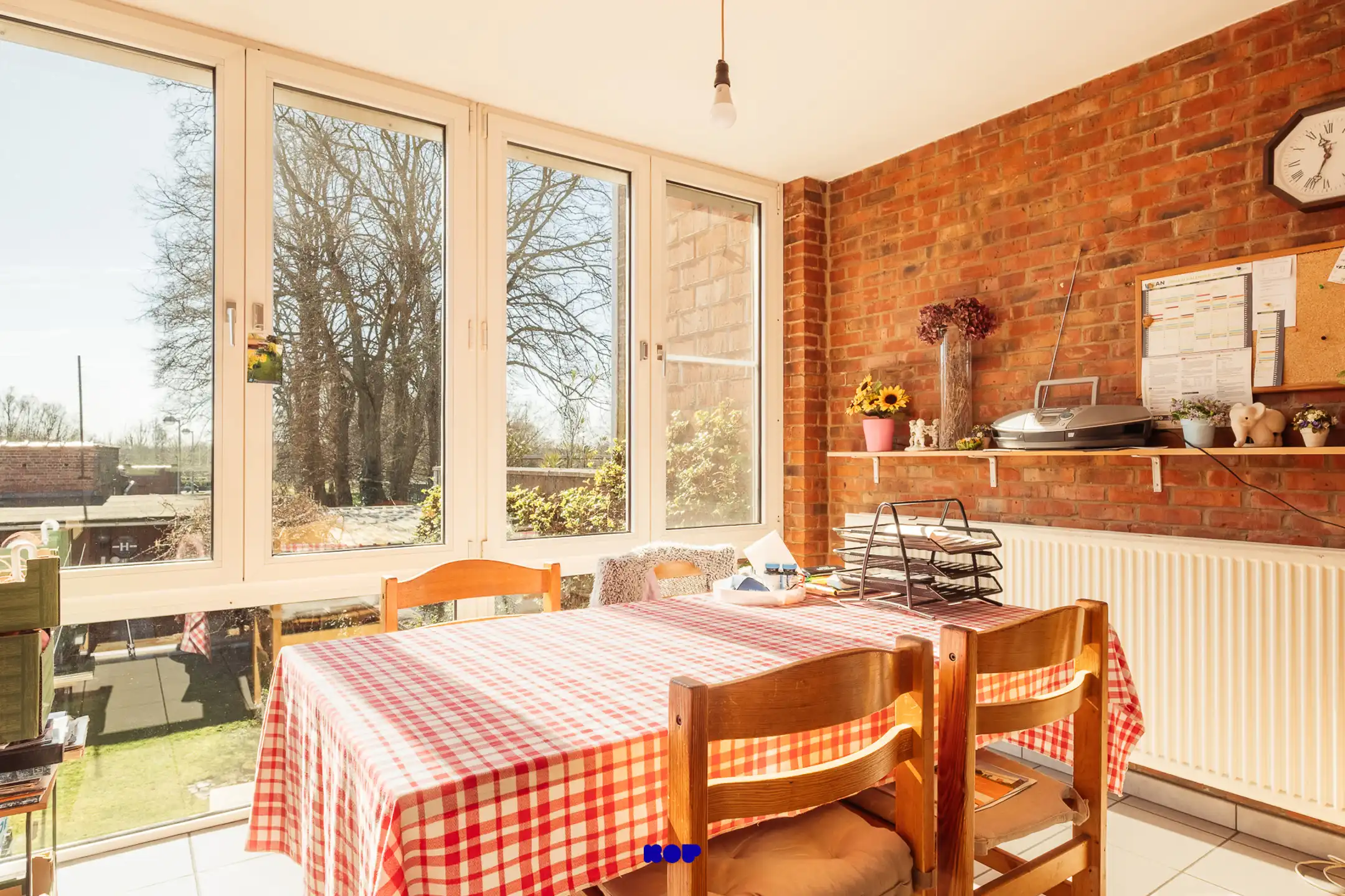 Bel-etage met ruimte op elke verdieping in Emblem (Ranst) foto 3