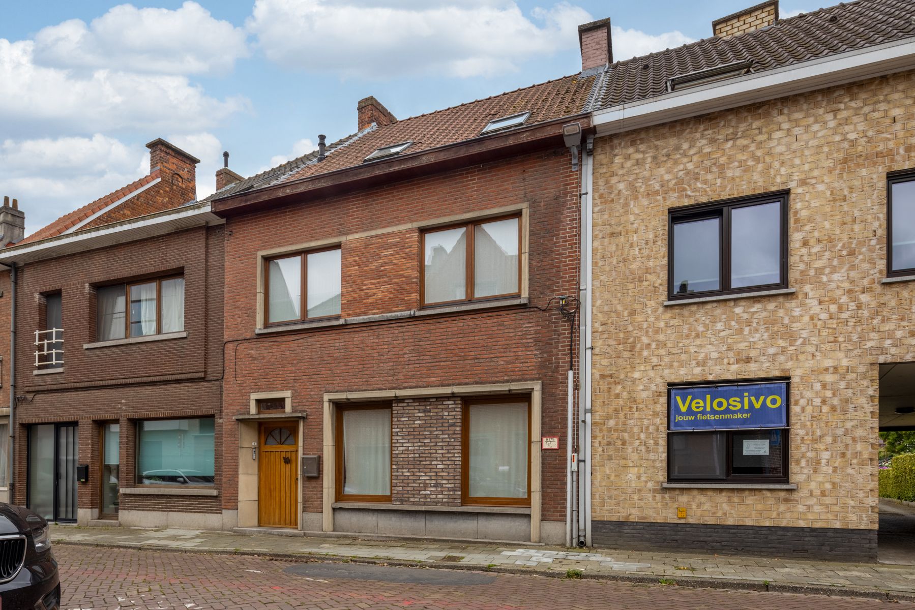 Instapklare woning met tuin in hartje Melle! foto 2