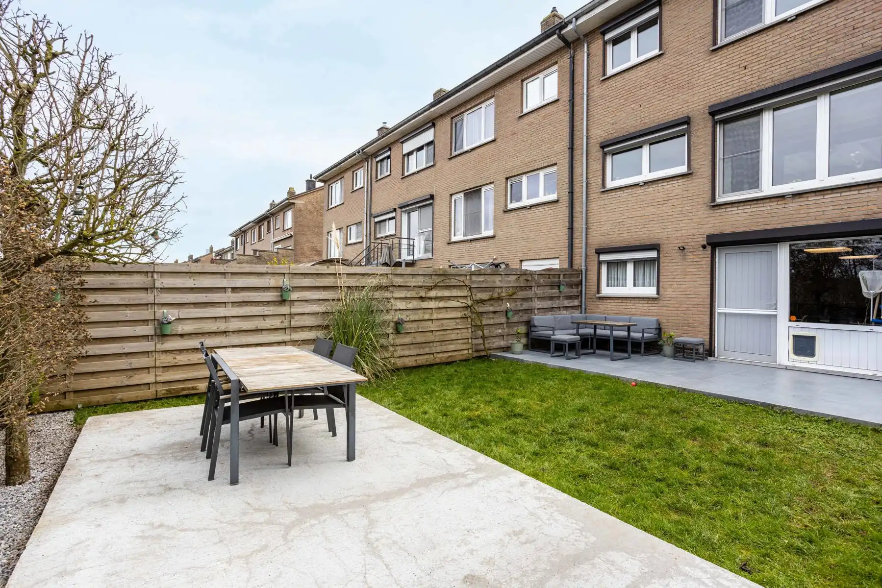 Gerenoveerde bel-etage woning met garage in rustige woonwijk. foto 22