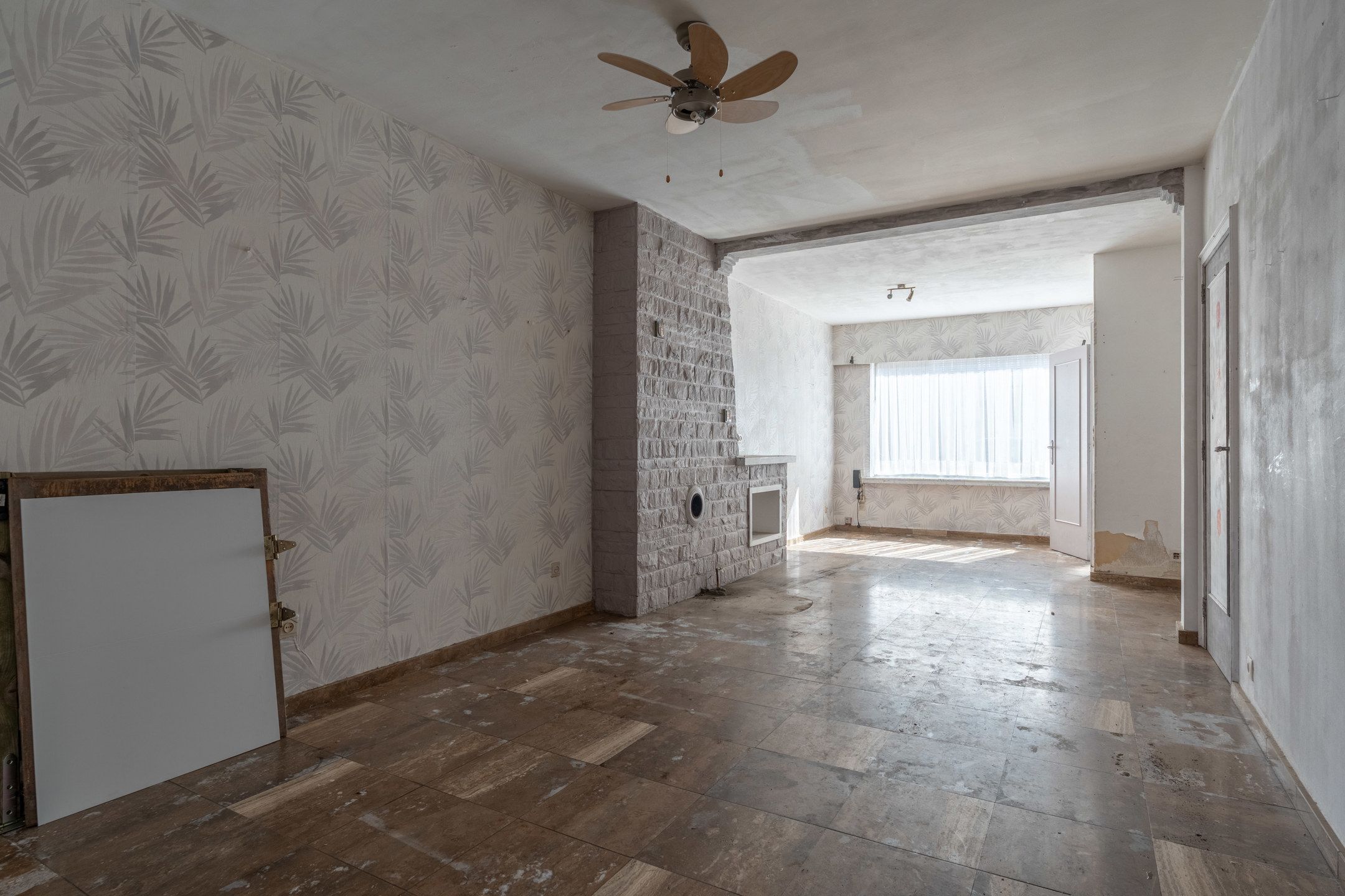 Te renoveren woning met tuin op gunstige ligging te Turnhout foto 4
