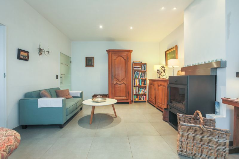 Prachtig Art-Deco-burgerhuis, met 3 slaapkamers, bureau, garage, tuin....(vloerverwarming, zonneboiler,elektr. goedgekeurd...) foto 8