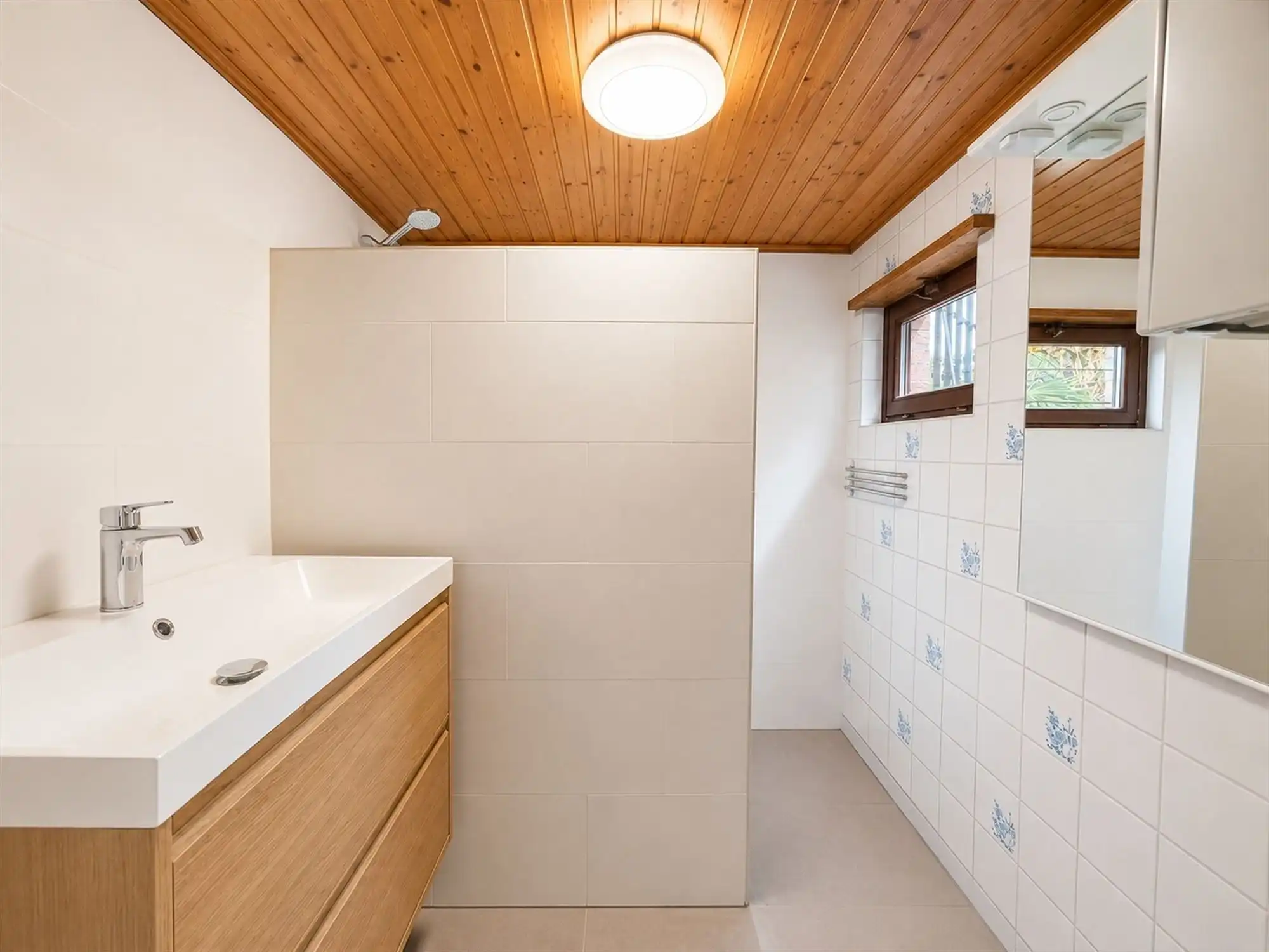 Gelijkvloers appartement met 400m² tuin foto 9