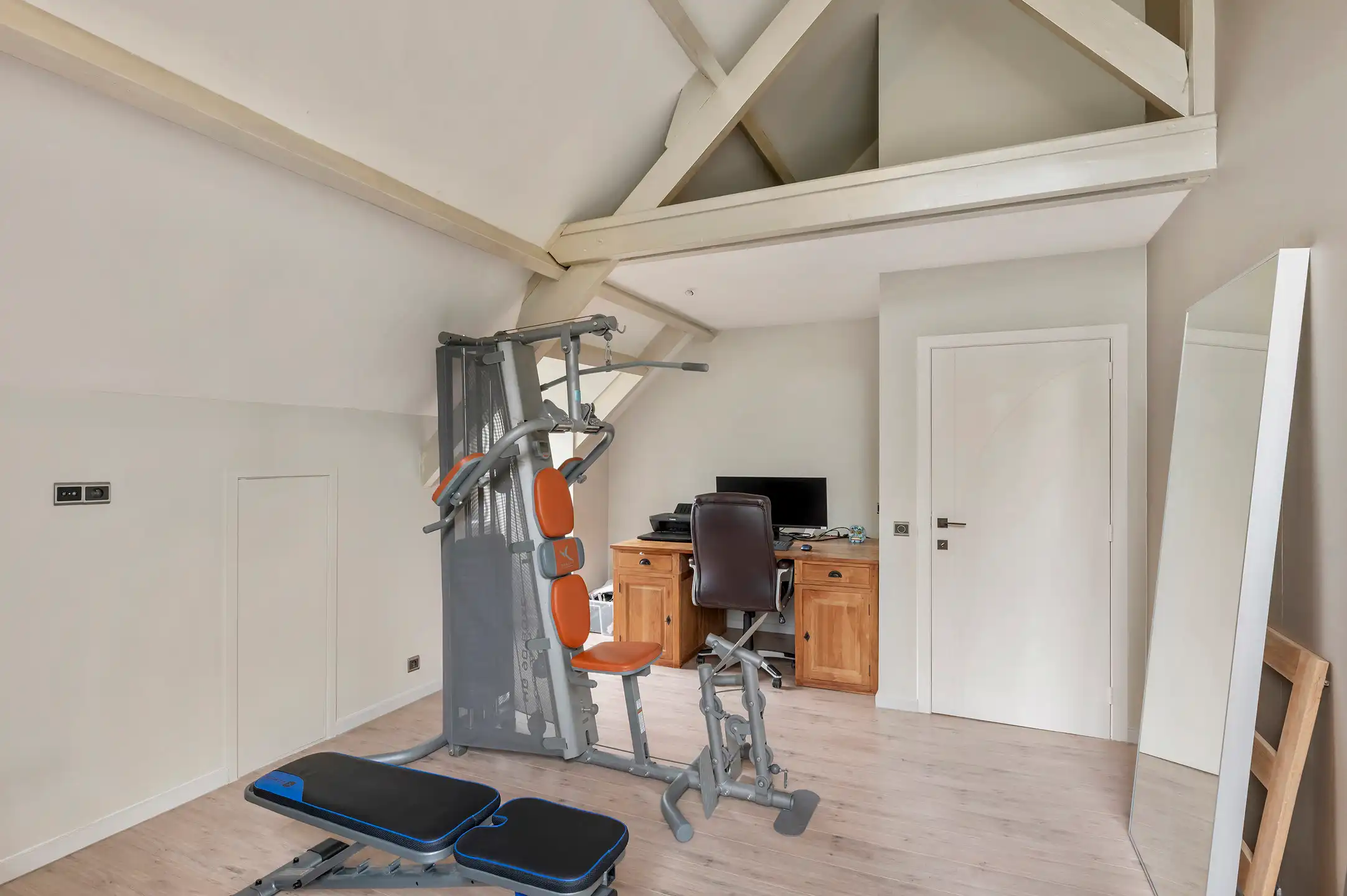 Exclusieve villa met panoramisch uitzicht  foto 33