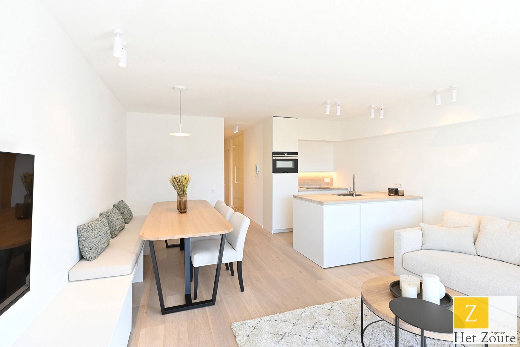 Subliem gerenoveerd appartement nabij Rubensplein te Knokke foto 4