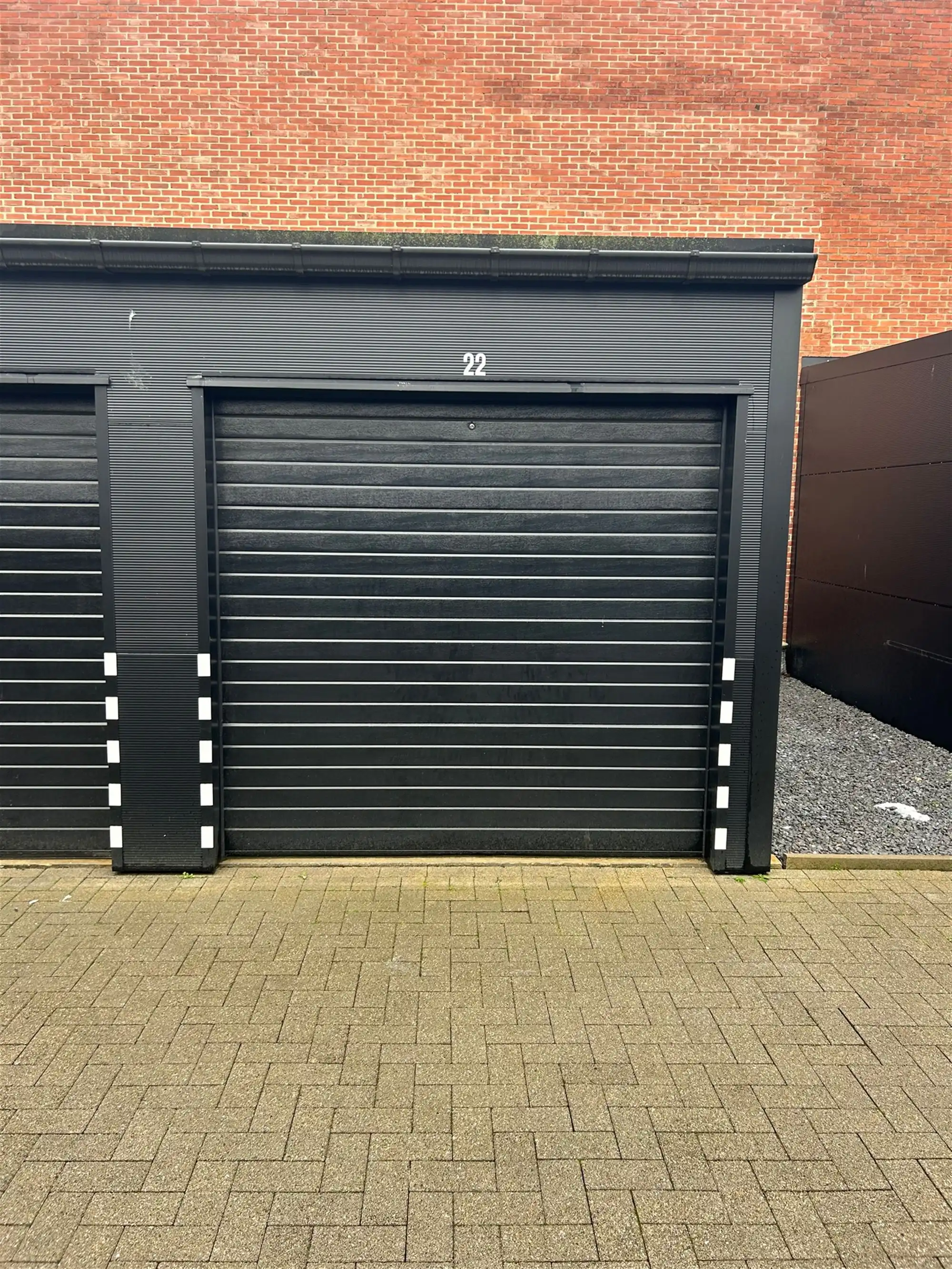 GARAGE VAN 15M² GELEGEN IN HET CENTRUM VAN LEOPOLDSBURG foto {{pictureIndex}}