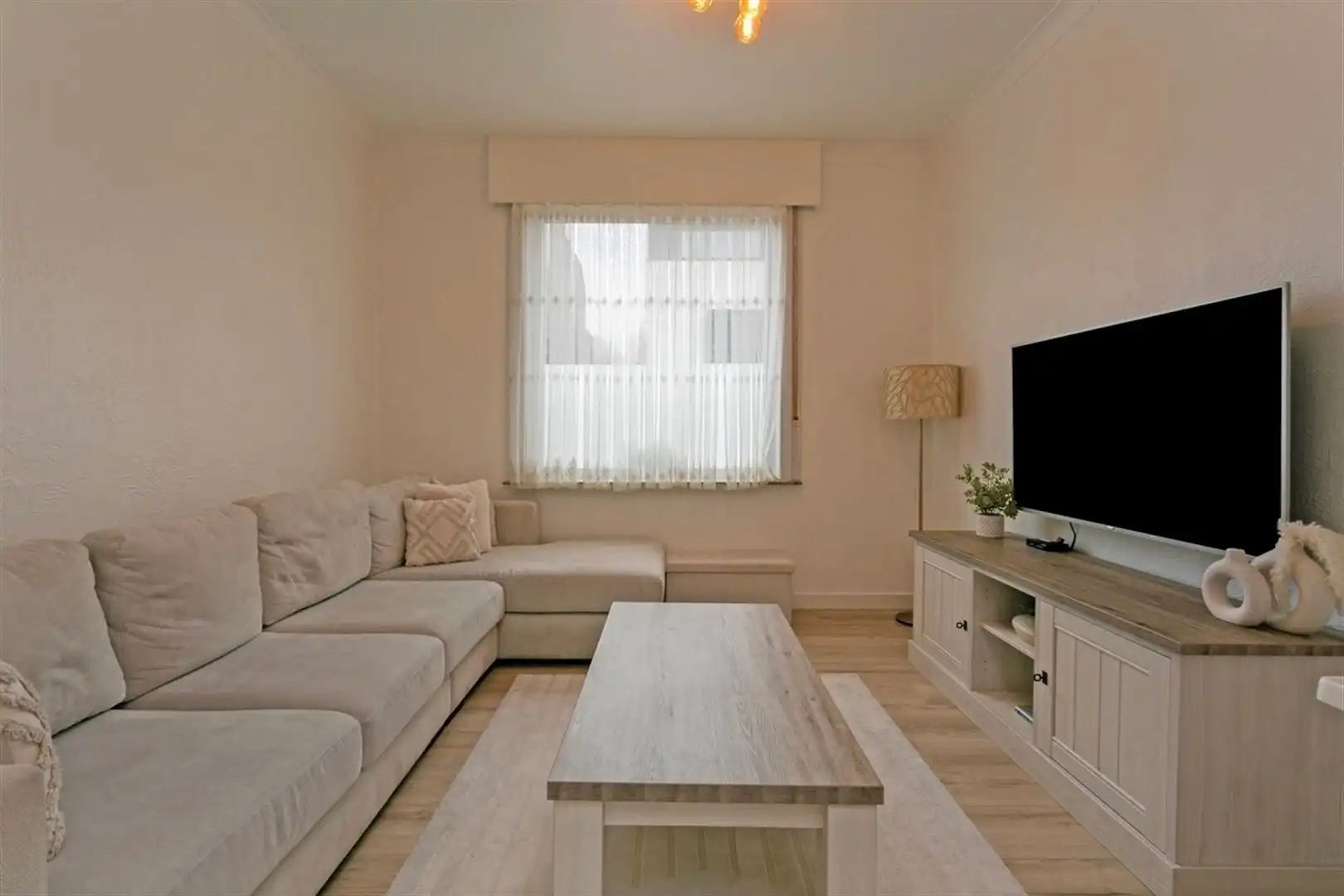 Knusse starterswoning centrum Bevere-Oudenaarde foto 5