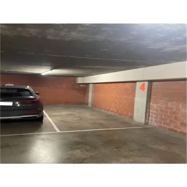 Staanplaats die vlot bereikbaar is in hartje centrum aan het strand foto 3