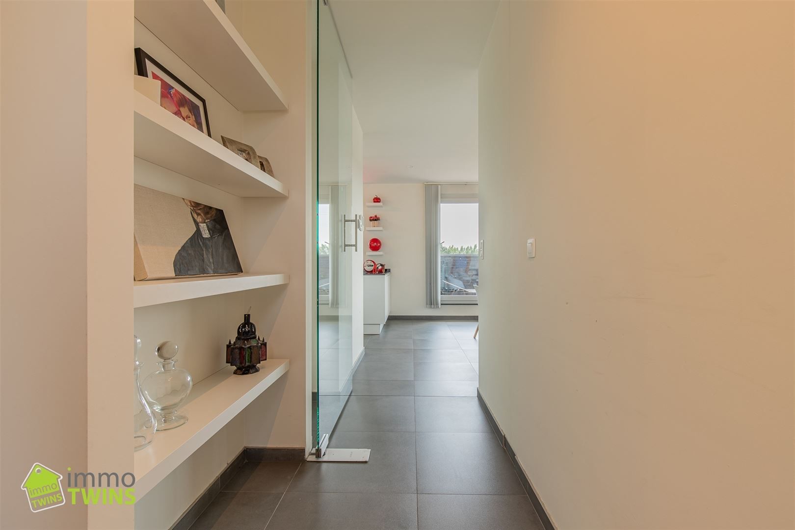 Luxueus penthouse met ruim terrassen en prachtig uitzicht in residentie Vroonhof foto 18