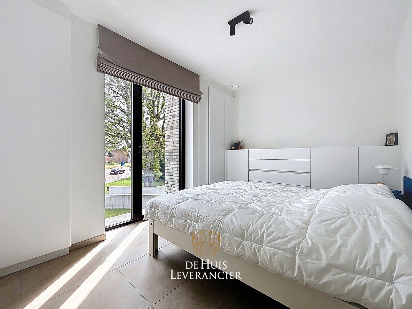 Discrete luxe & tijdloze elegantie : subliem nieuwbouwappartement met terras en gemeenschappelijk tuin te koop in Boechout foto 32