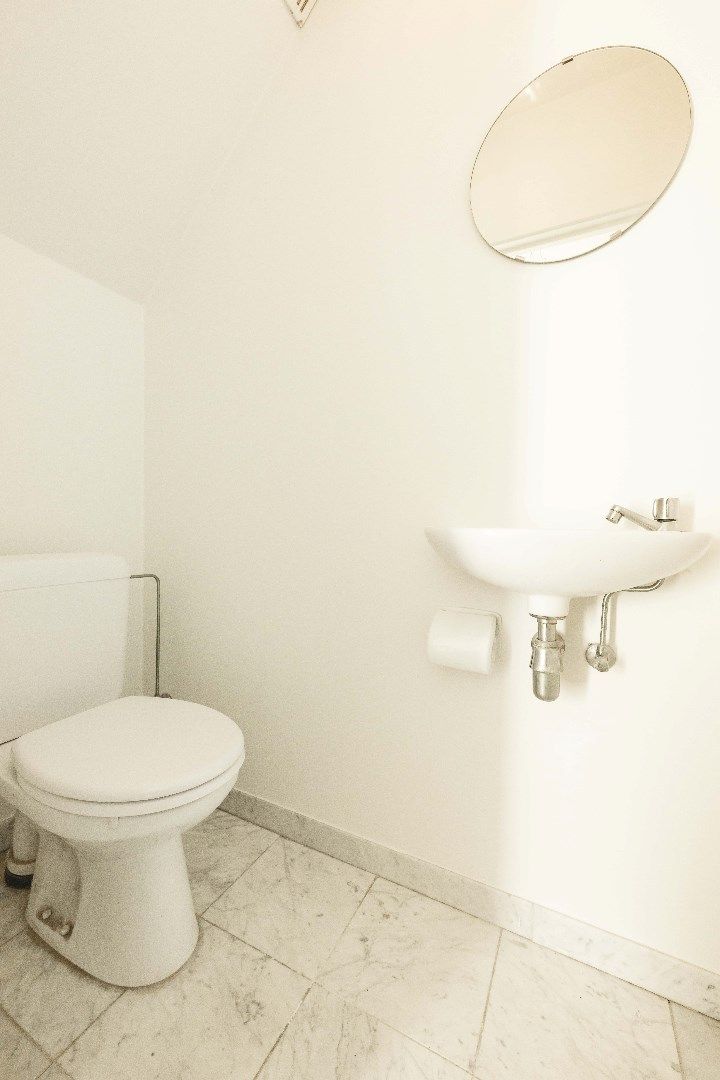 INSTAPKLAAR APPARTEMENT (146 m²) MET 3 SLPKS | STAANPLAATS + BERGING foto 10