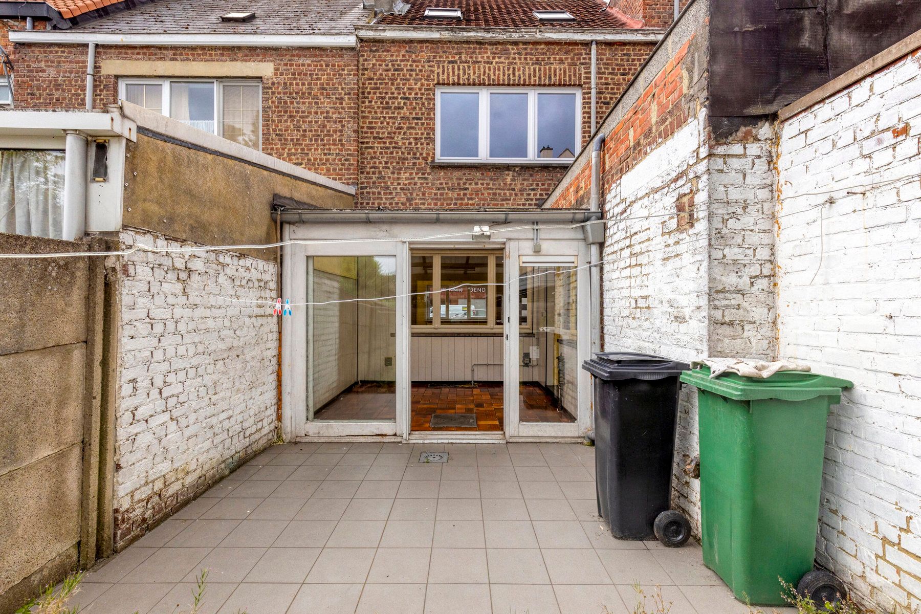 Centraal gelegen rijwoning met 4 slaapkamers foto 17