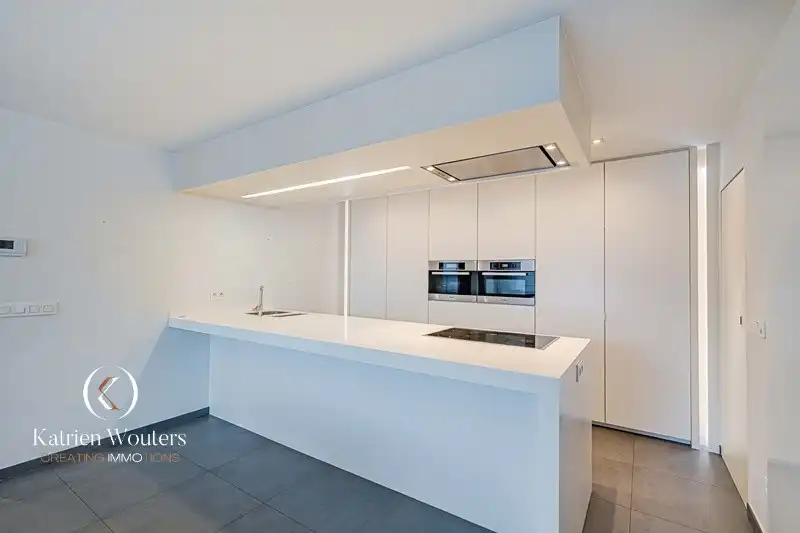 Woning met handelsruimte én enorm veel potentieel foto 5