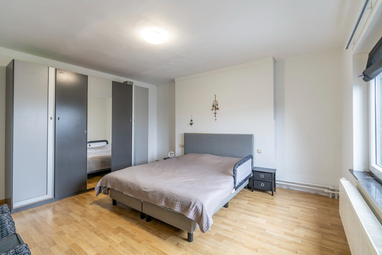 Gerenoveerde rijwoning met vier slaapkamers en tuintje vlakbij het centrum van Beverst foto 17