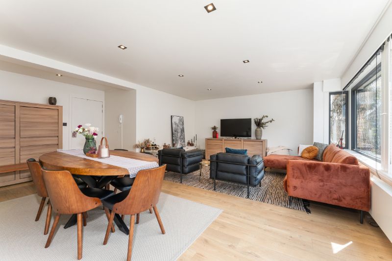 Lichtrijk appartement met terras – Instapklaar & centraal gelegen foto 3