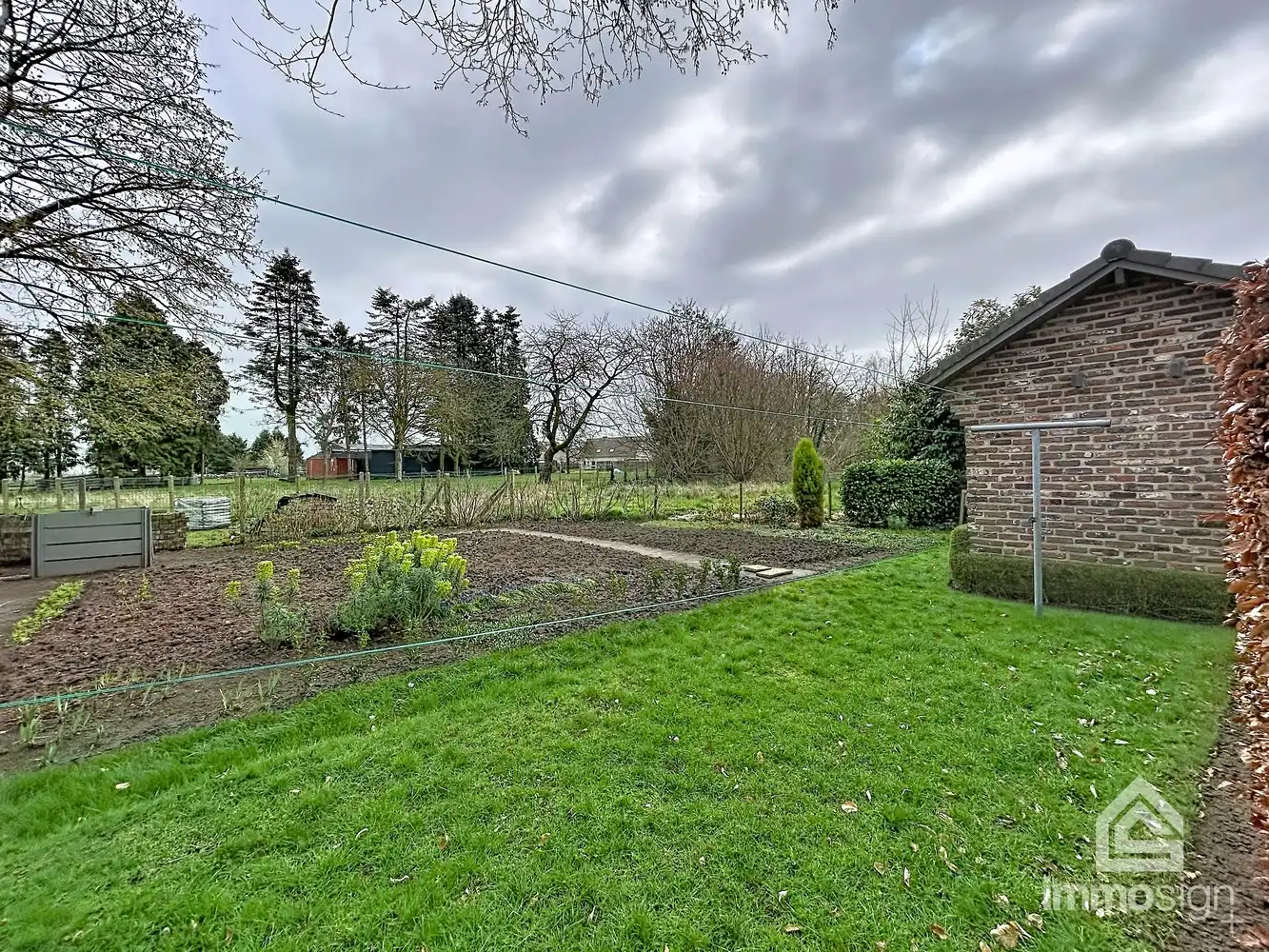 Charmante gezinswoning met landelijke uitstraling te Molenbeersel! foto 45