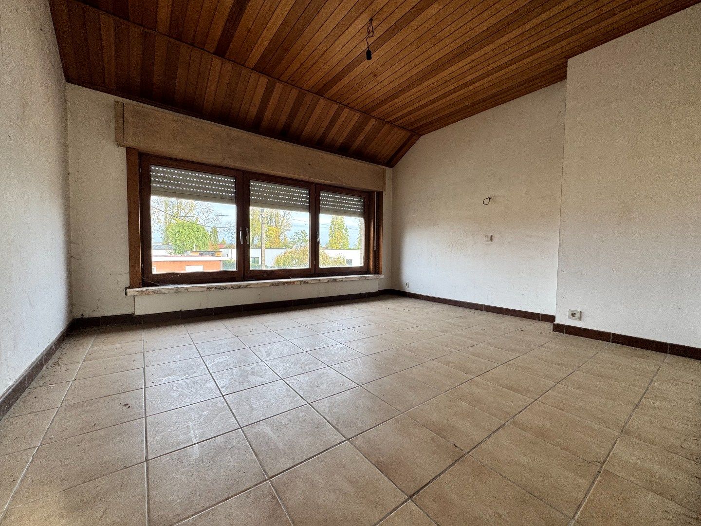 statige halfopen bebouwing in Wevelgem (Moorsele) foto 16