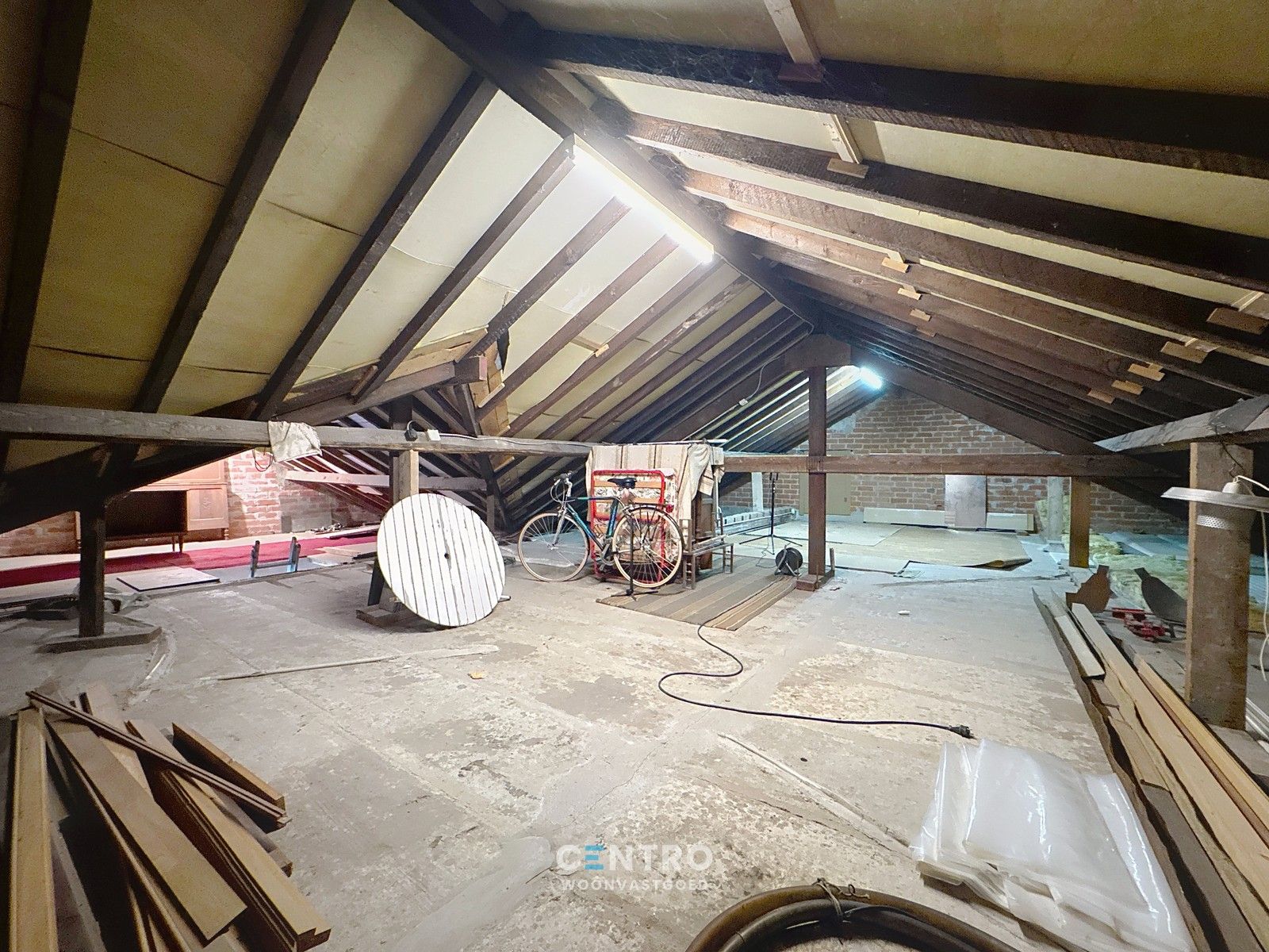 Rustig gelegen woning op 987m2 grond te Uitkerke! foto 17