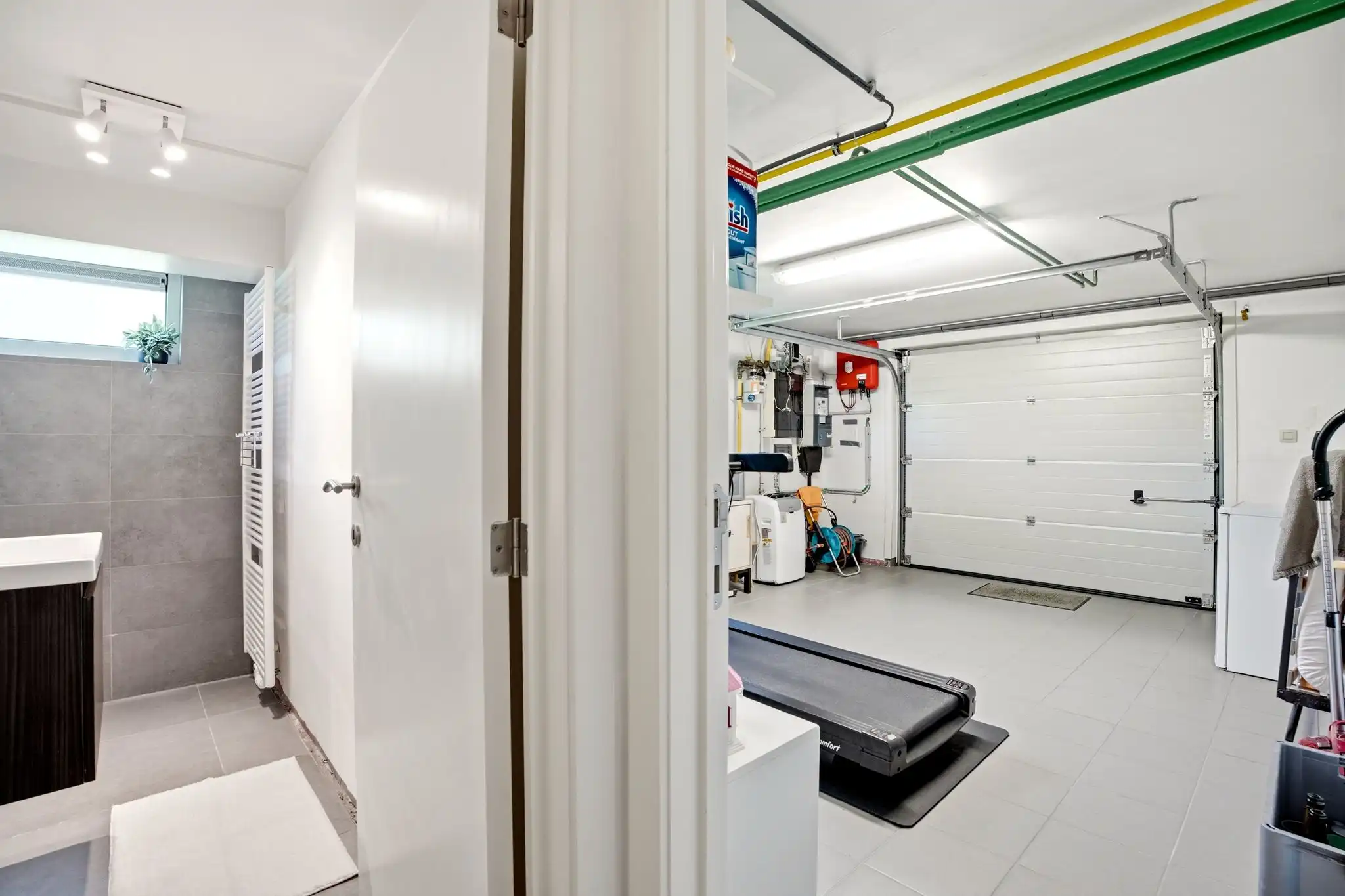 Instapklare woning (perceel 571m²) mét perceel bouwgrond (602m²) te Zedelgem foto 19