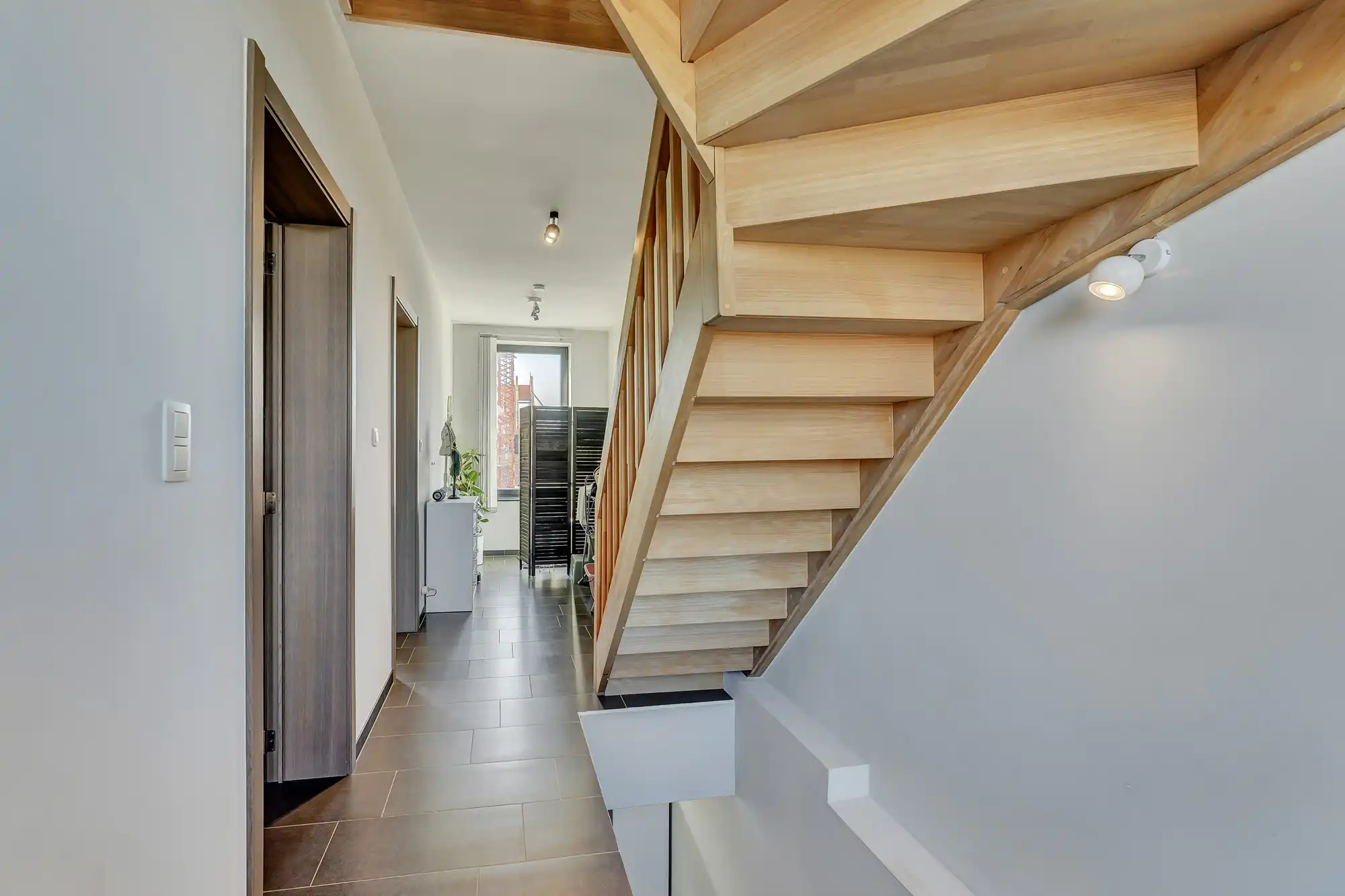 Instapklare woning met drie slaapkamers foto 10