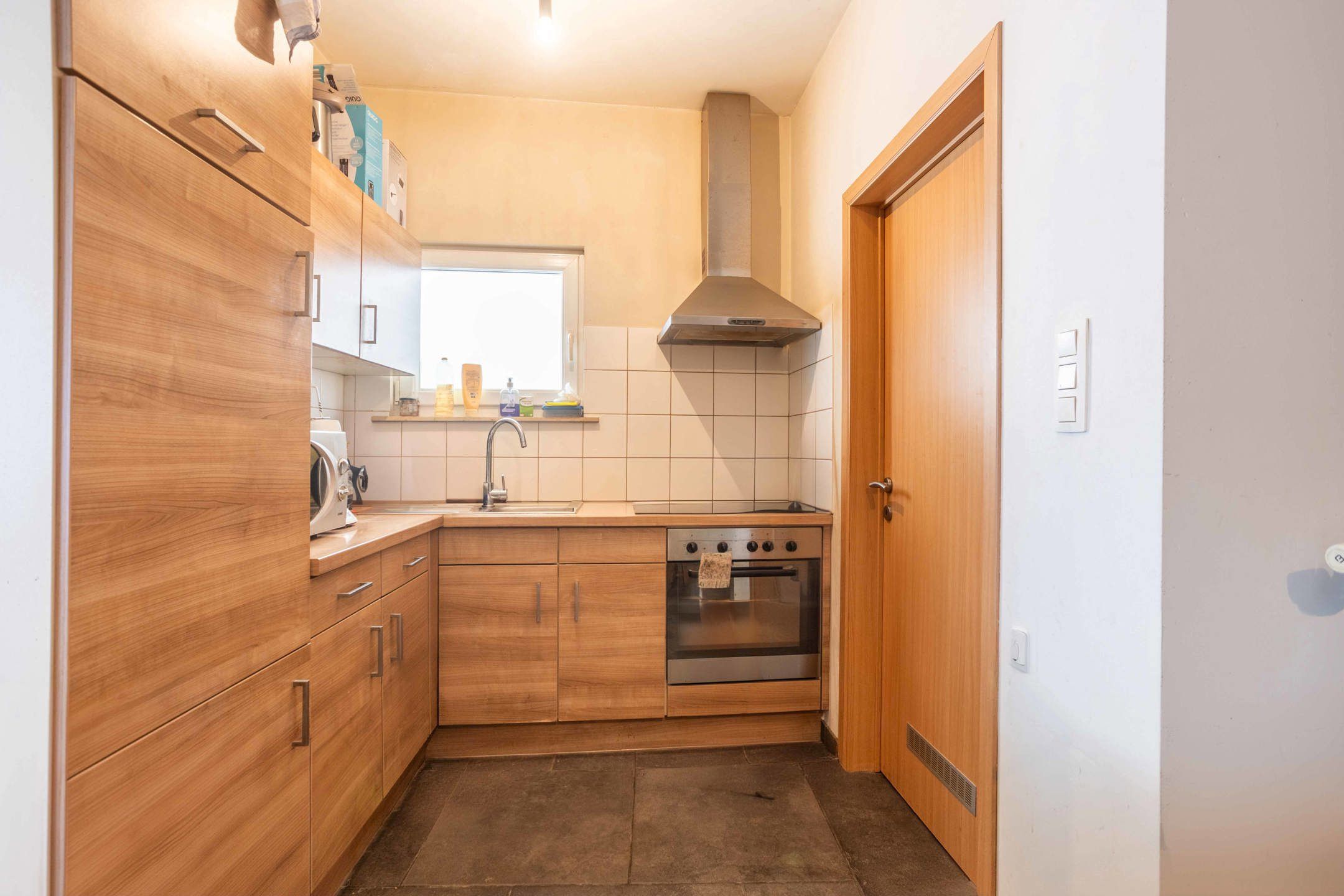 Gelijkvloers appartement vlakbij het station & het centrum! foto 6