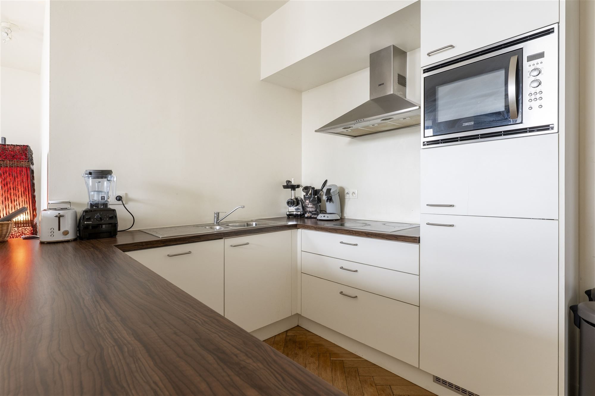 Karaktervol 2 slk appartement met terras foto 7