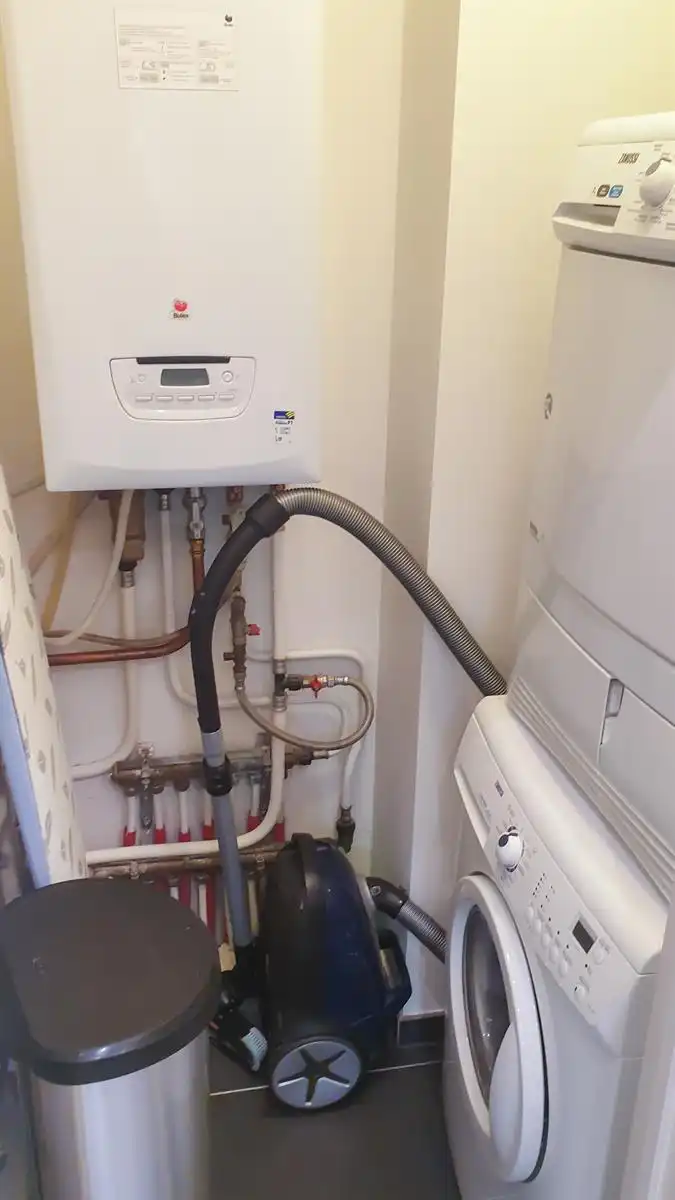 Mooi gemeubeld app. met 3 Kamers + grote tuin! (NAVO area) foto 16