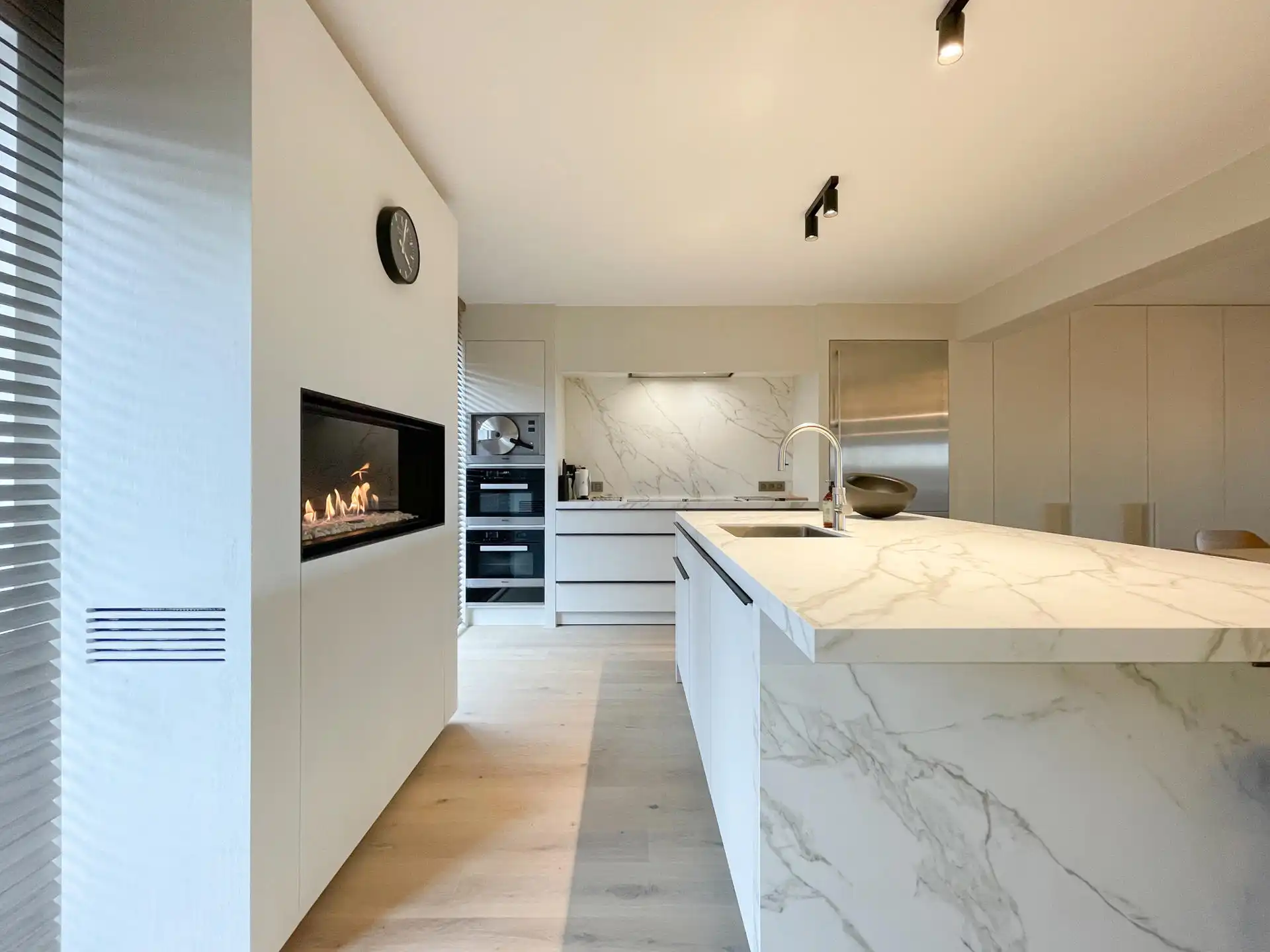 Subliem duplexappartement met panoramisch zicht -- Minigolf foto 19