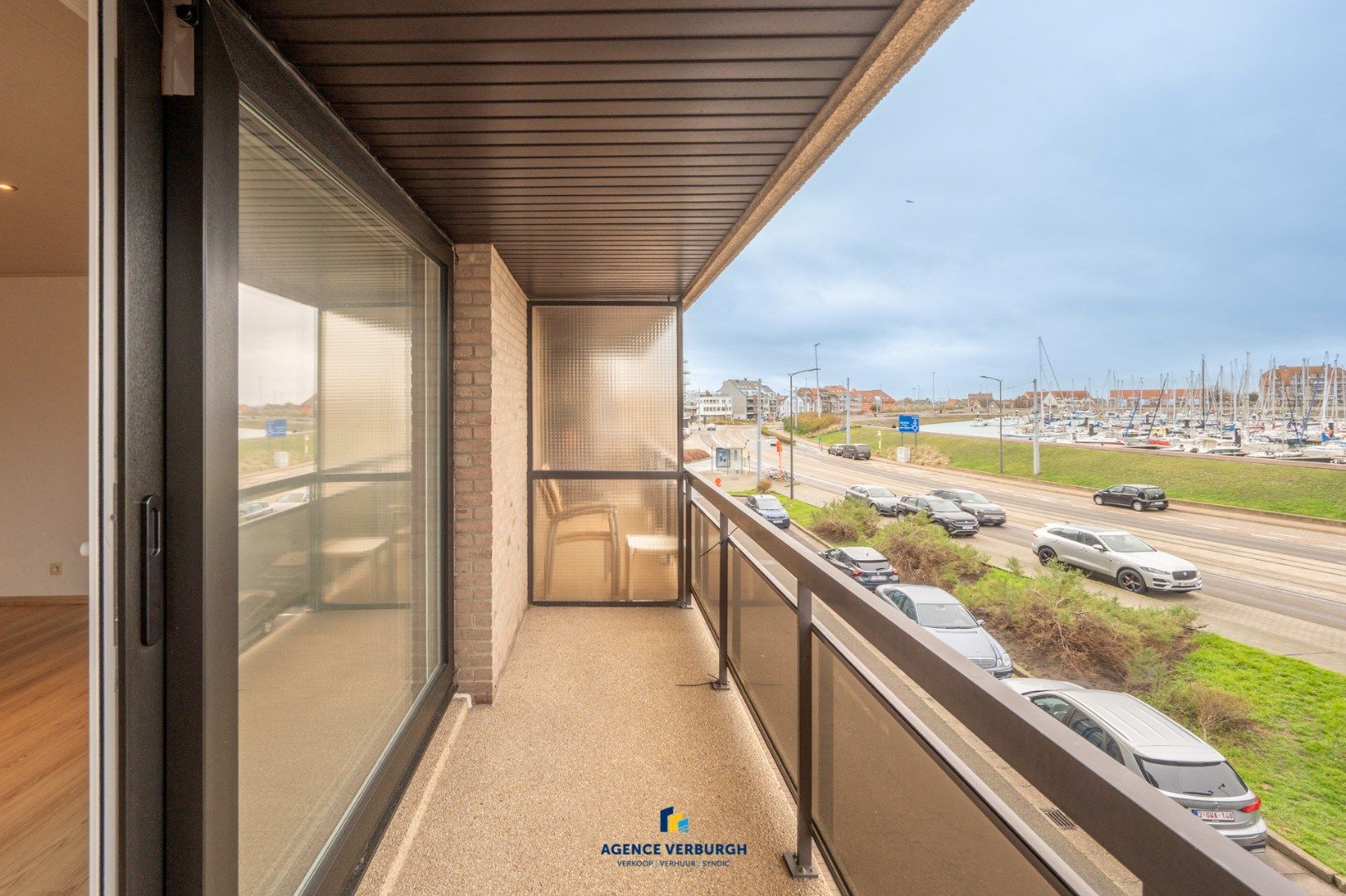 Lichtrijk 2-slpk appartement foto 8