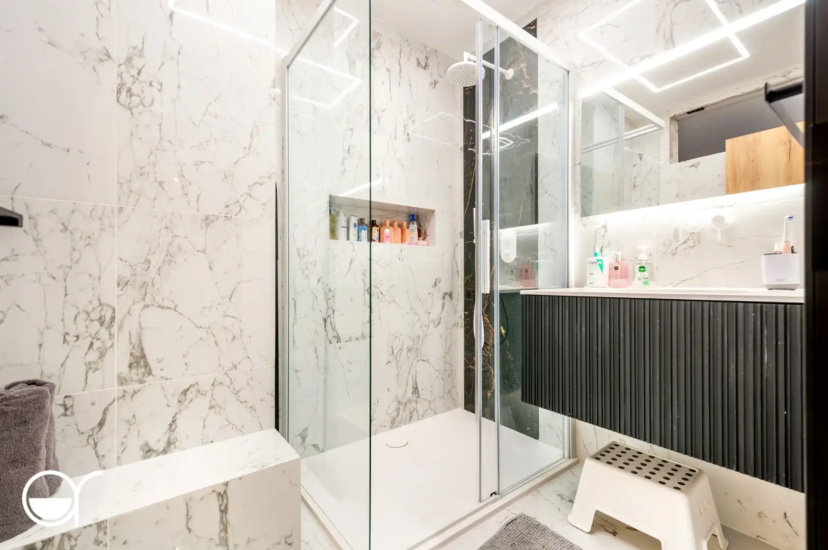 Ruime nieuwbouwwoning met vier slaapkamers in Sint-Amandsberg. foto 17