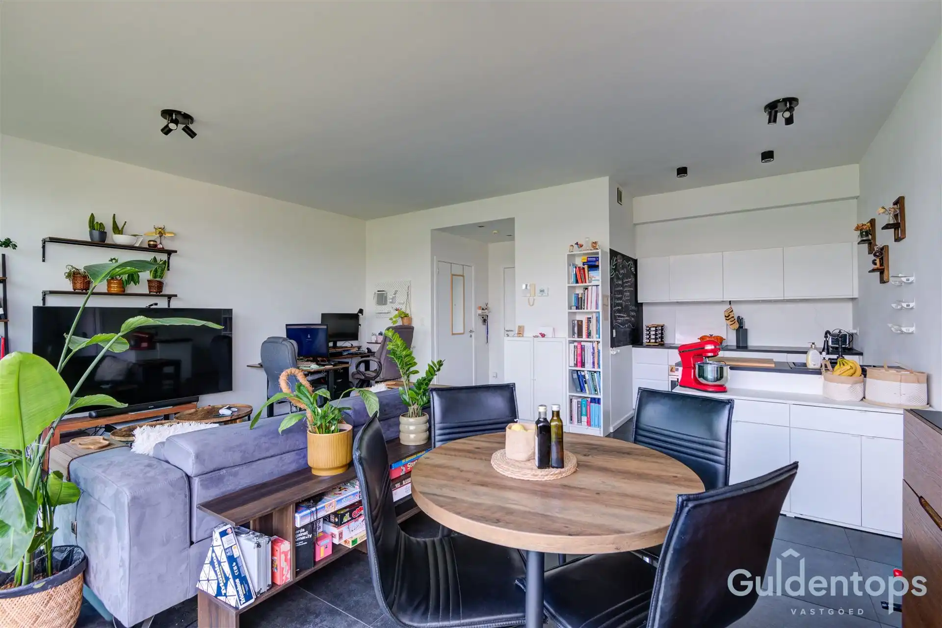 Uitstekend gelegen ruim 1 slaapkamerappartement  foto 16