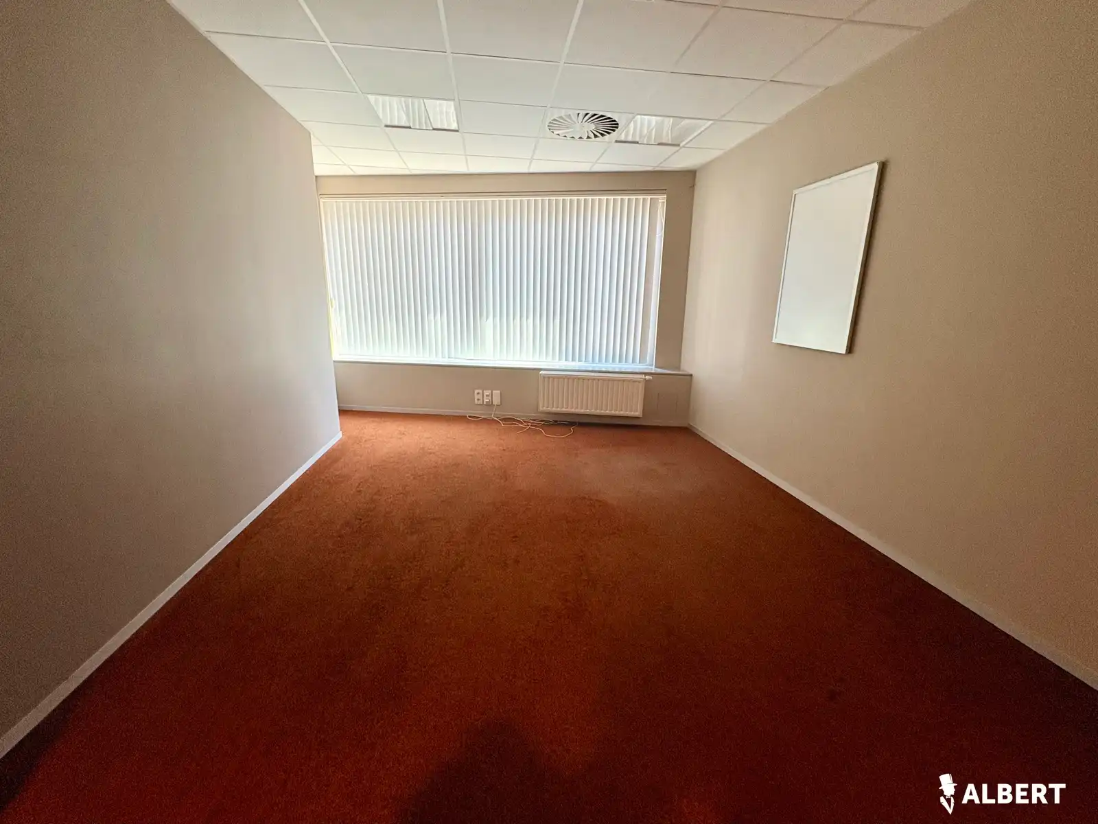 Lichtrijk handelspand van 497m2 op toplocatie! foto 22