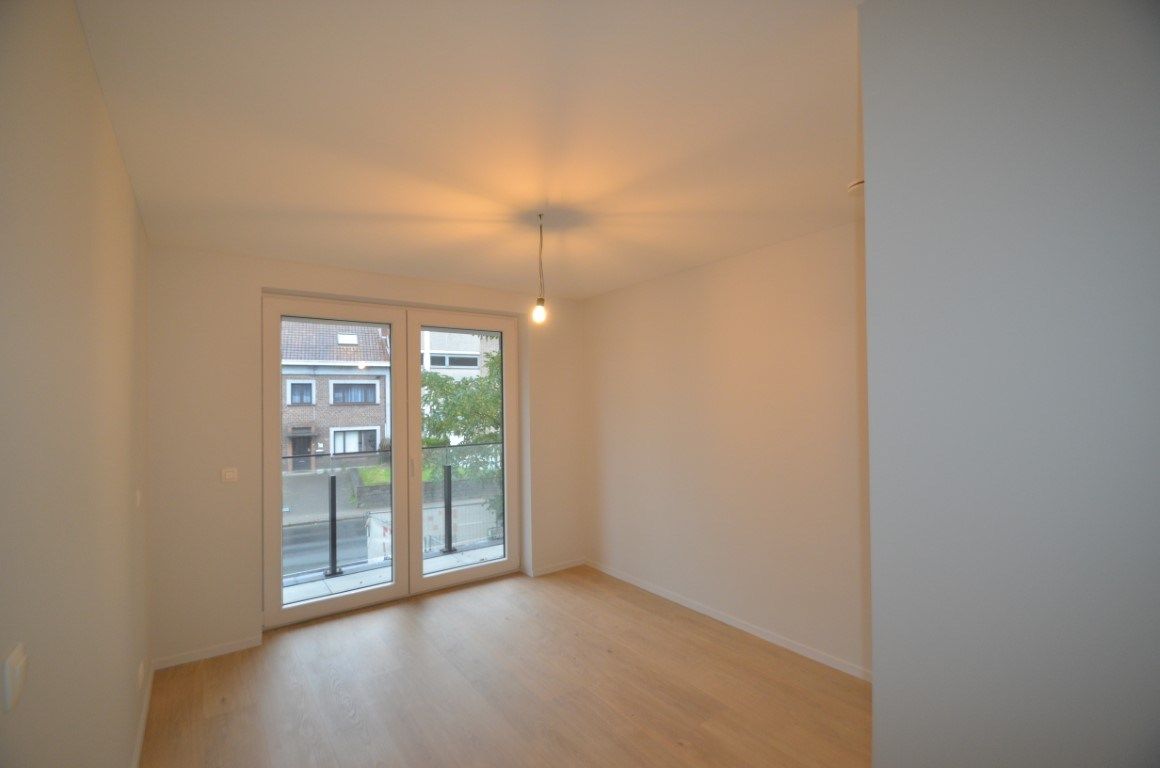 Mooi appartement in een groene omgeving foto 8