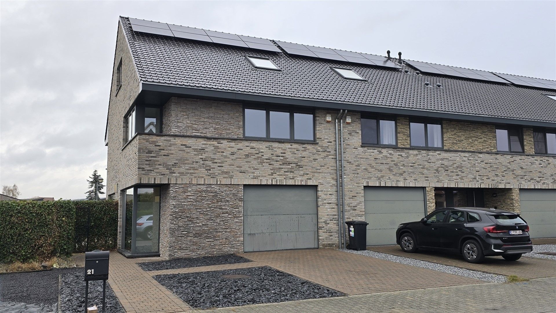 Moderne, energiezuinige woning (200m²) met 4 slaapkamers en tuin foto 2