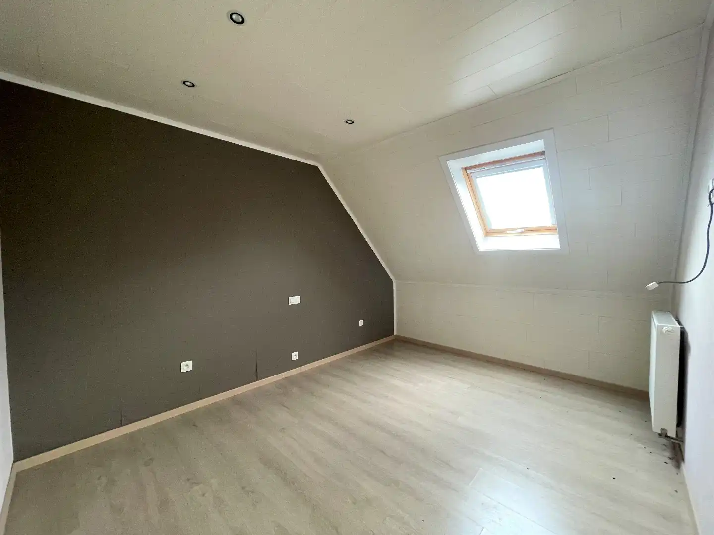 Ruime  woning met 4 slaapkamers en terras in centrum Tielt foto 8