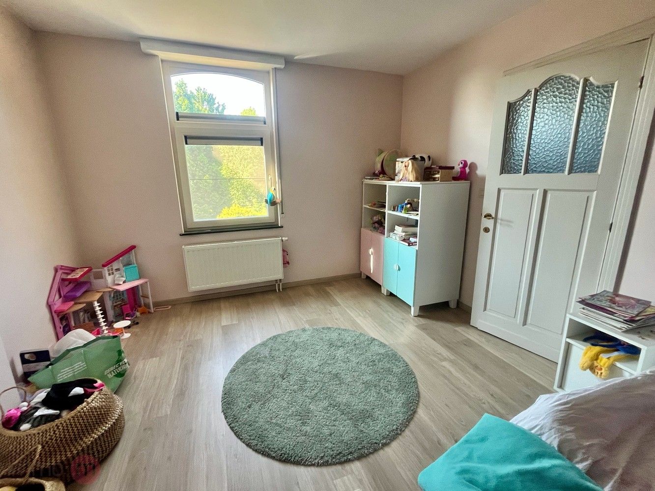 Gerenoveerde woning met 3 slaapkamers, tuin en garage. foto 20
