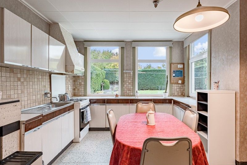 Charmante, te renoveren woning met tuin op 5are foto 14