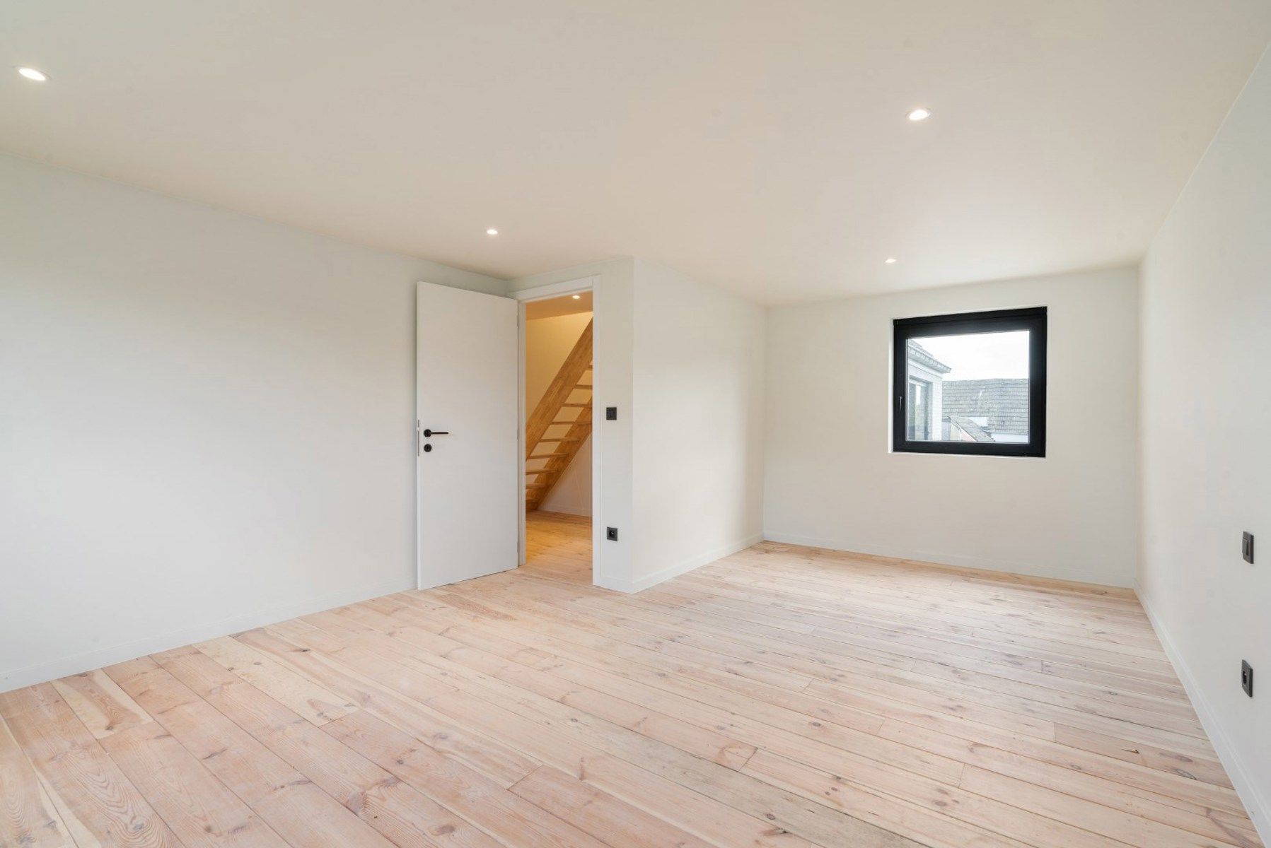 Instapklare woning op rustige ligging in Smetlede foto 5