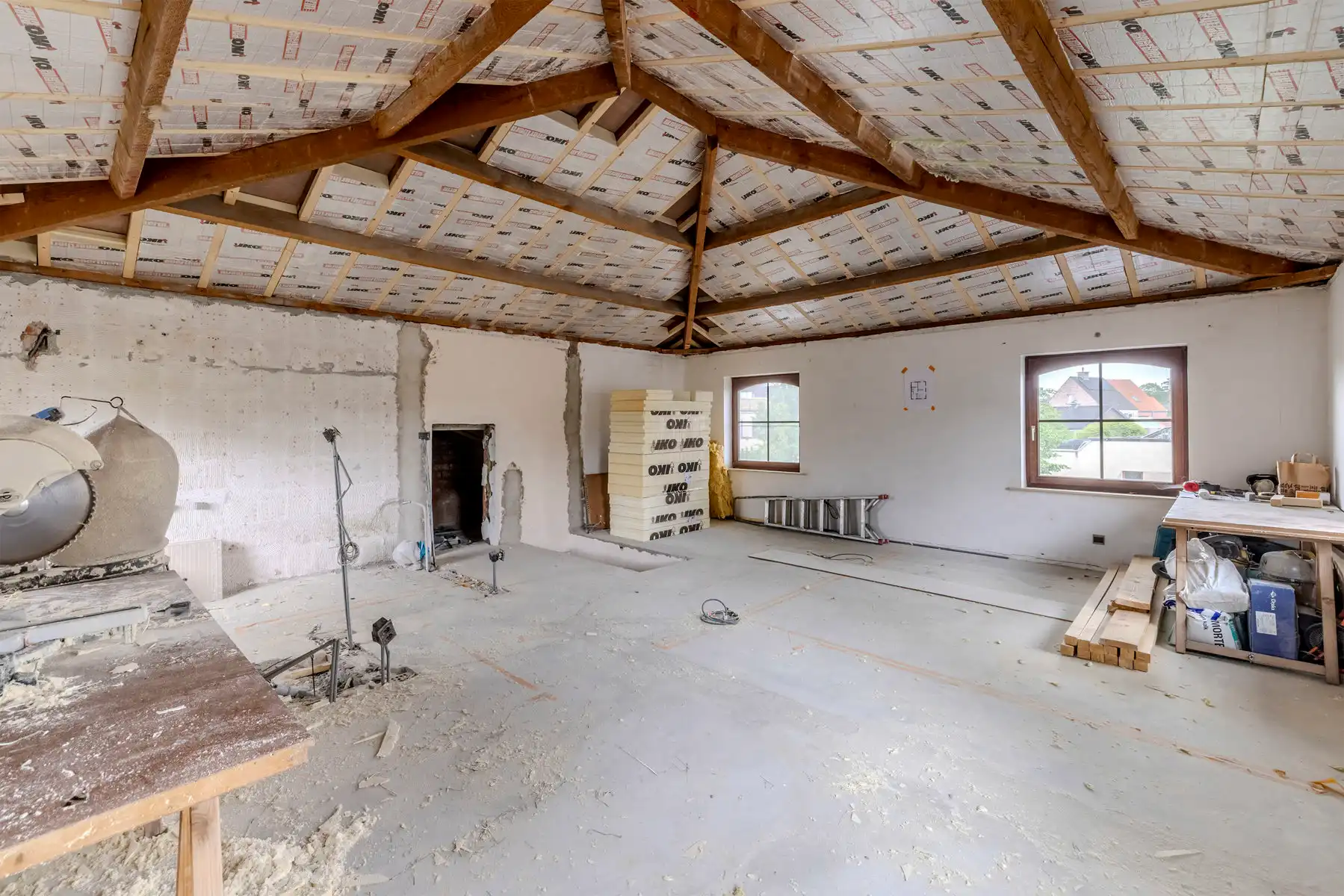 Ruime gezinswoning met garage en tuin op 557m2 grond foto 20